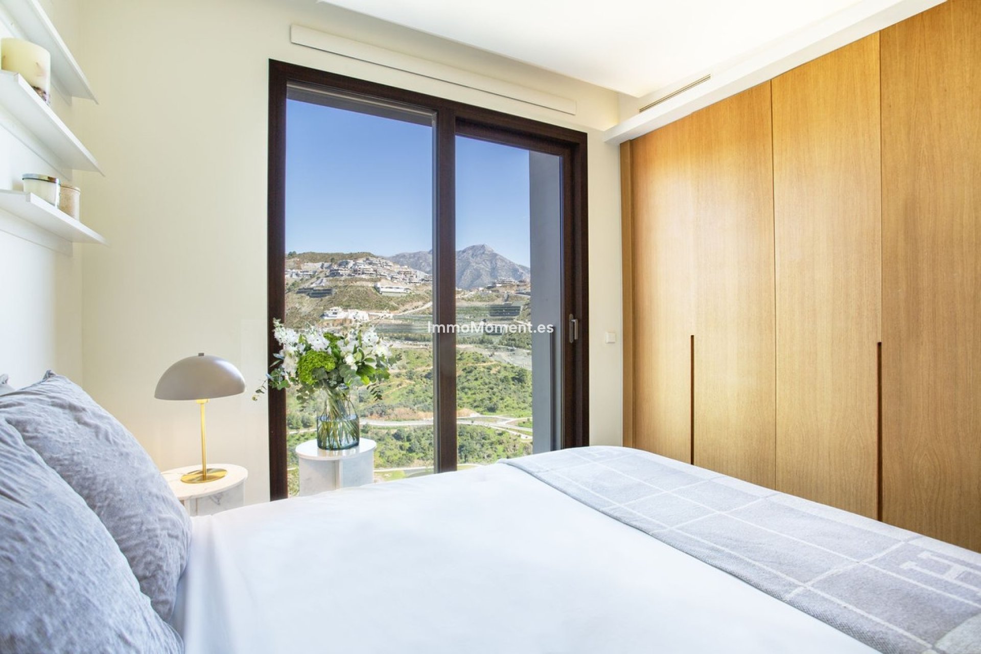 Resale - Apartment - Benahavís - La Quinta