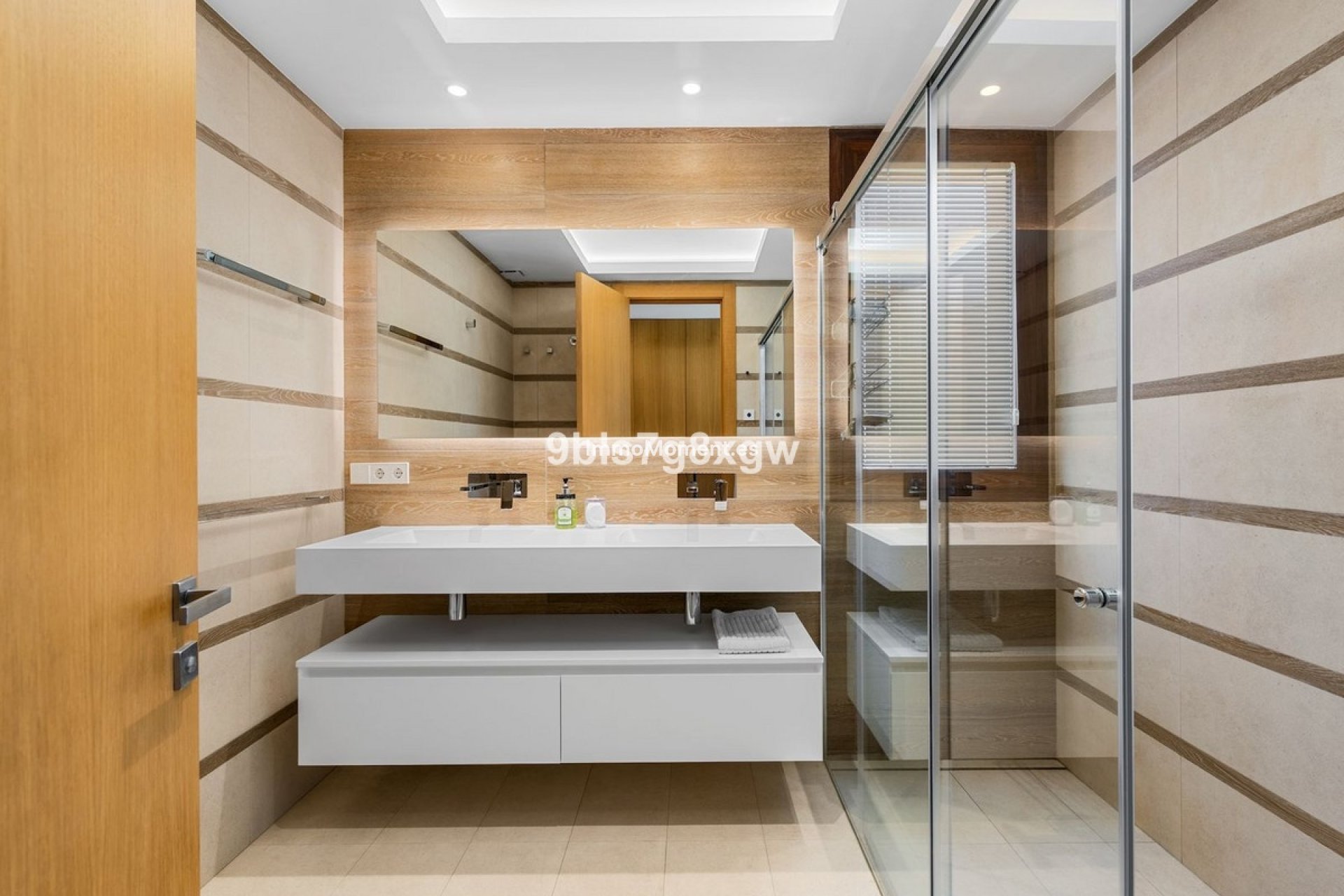 Resale - Apartment - Benahavís - La Quinta