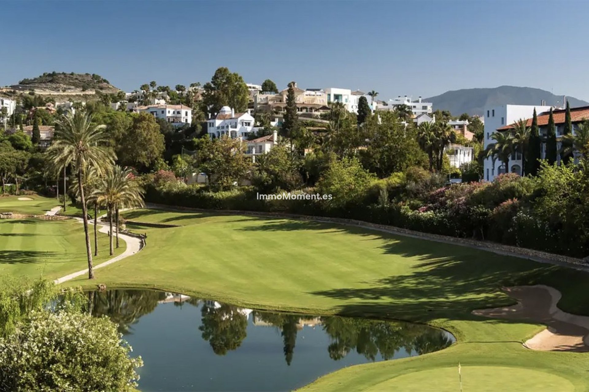 Resale - Apartment - Benahavís - La Quinta