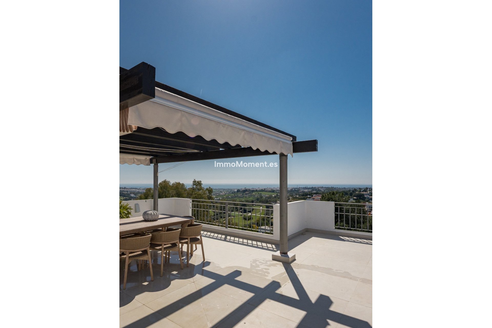 Resale - Apartment - Benahavís - La Quinta