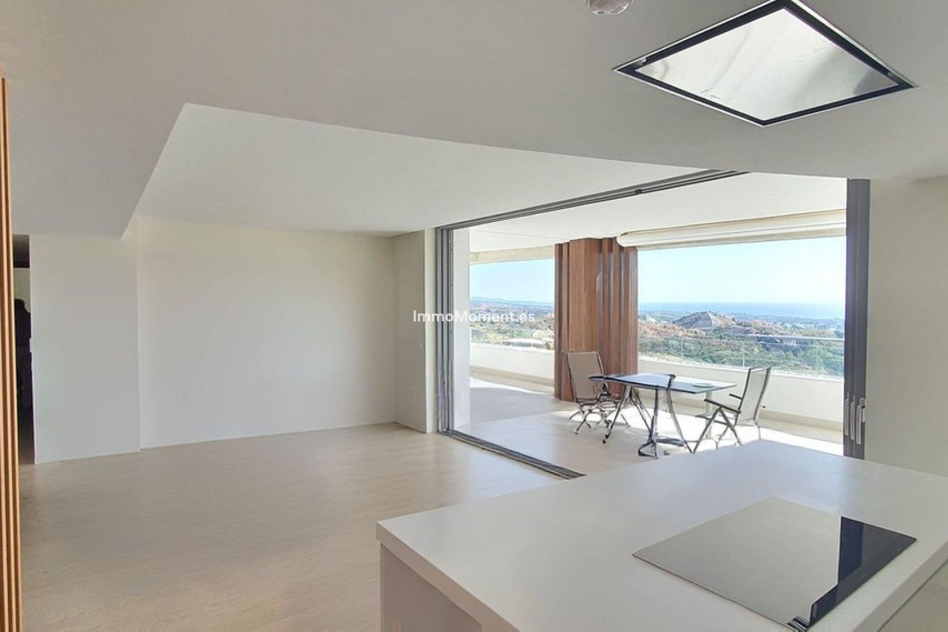 Resale - Apartment - Benahavís - La Quinta