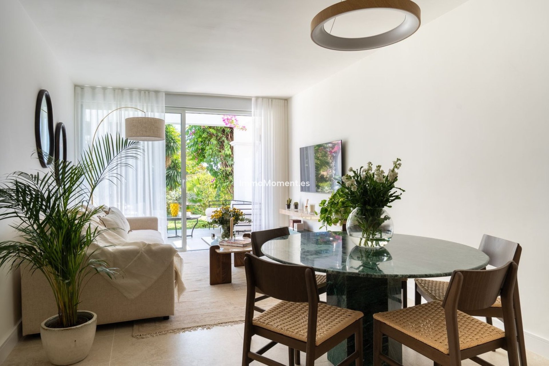 Resale - Apartment - Benahavís - La Quinta
