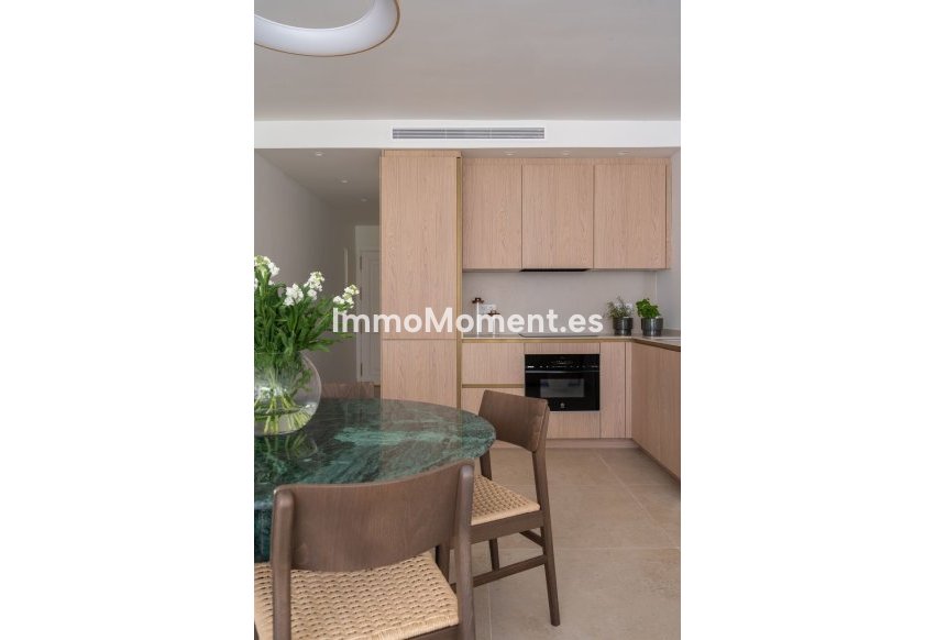 Resale - Apartment - Benahavís - La Quinta