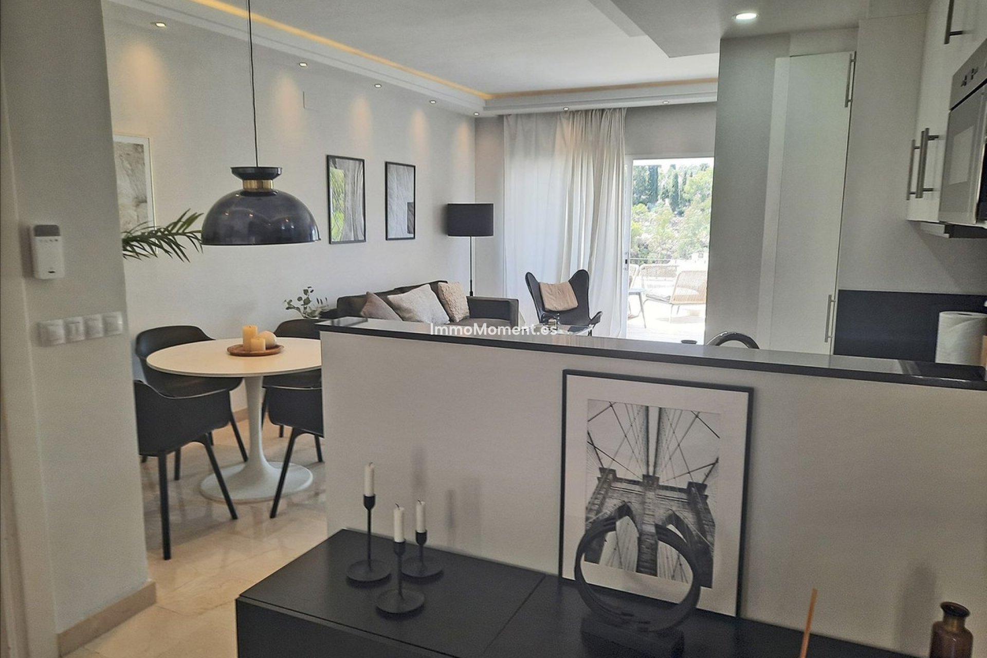 Resale - Apartment - Benahavís - La Quinta