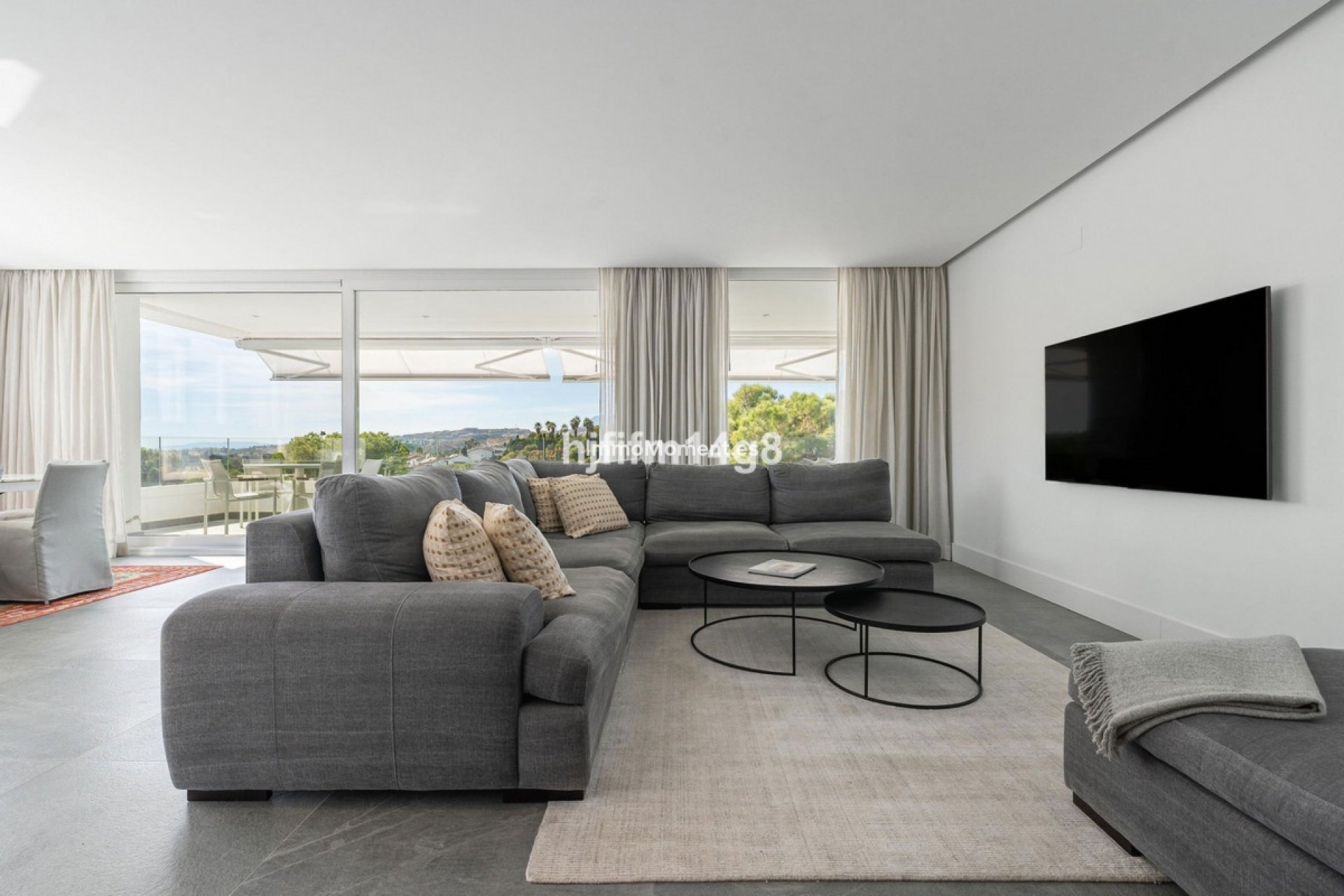 Resale - Apartment - Benahavís - La Quinta