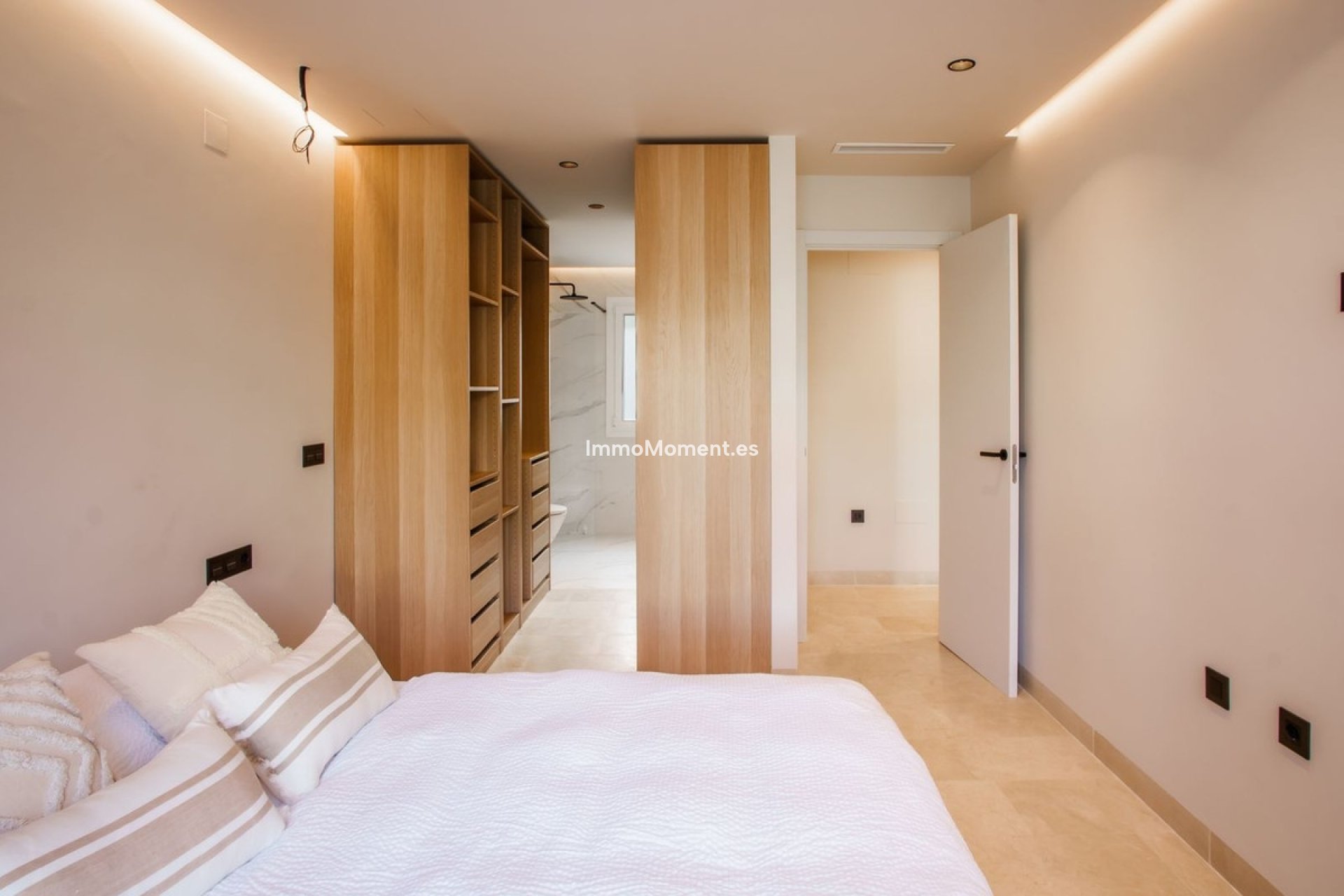 Resale - Apartment - Benahavís - La Quinta