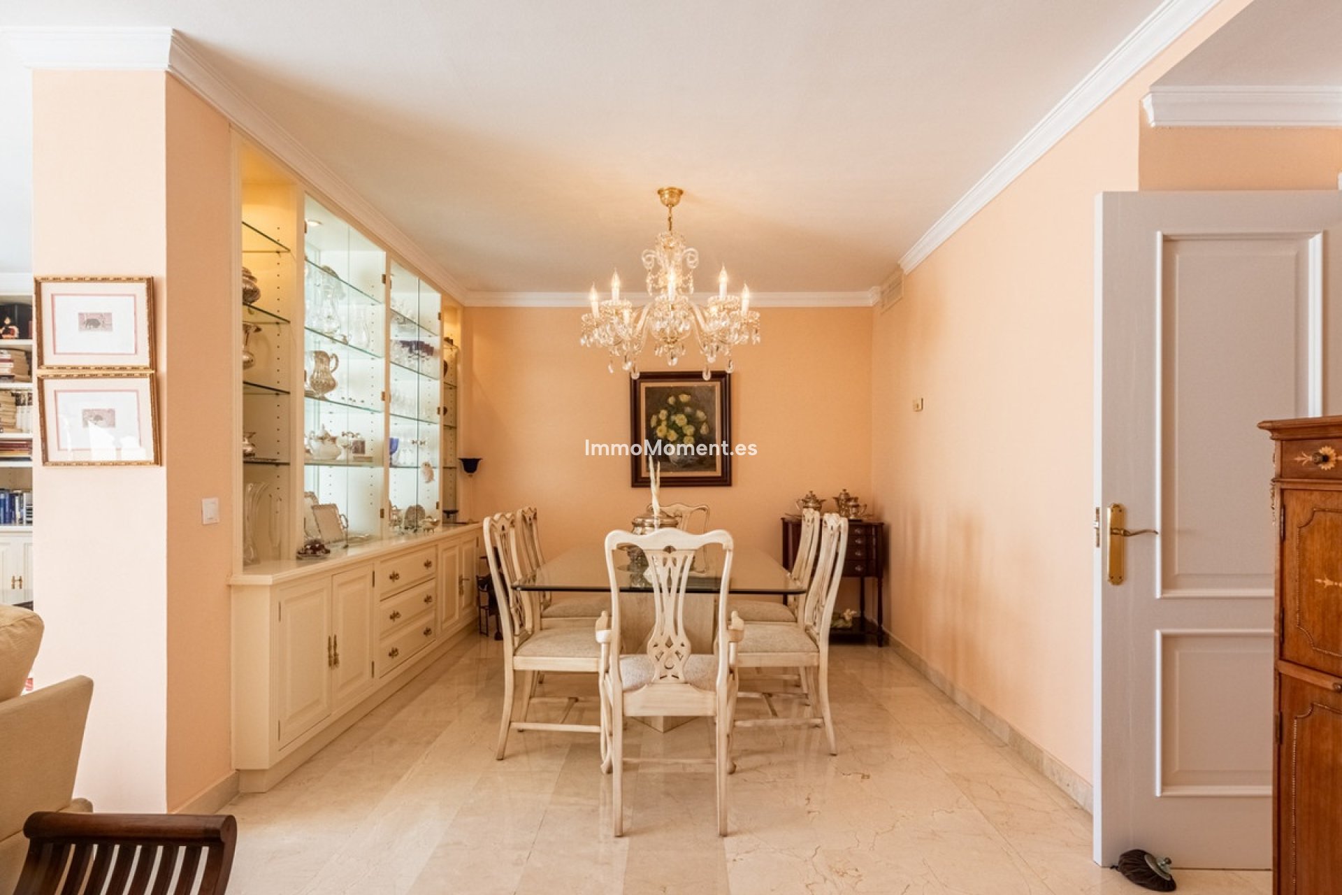 Resale - Apartment - Benahavís - La Quinta