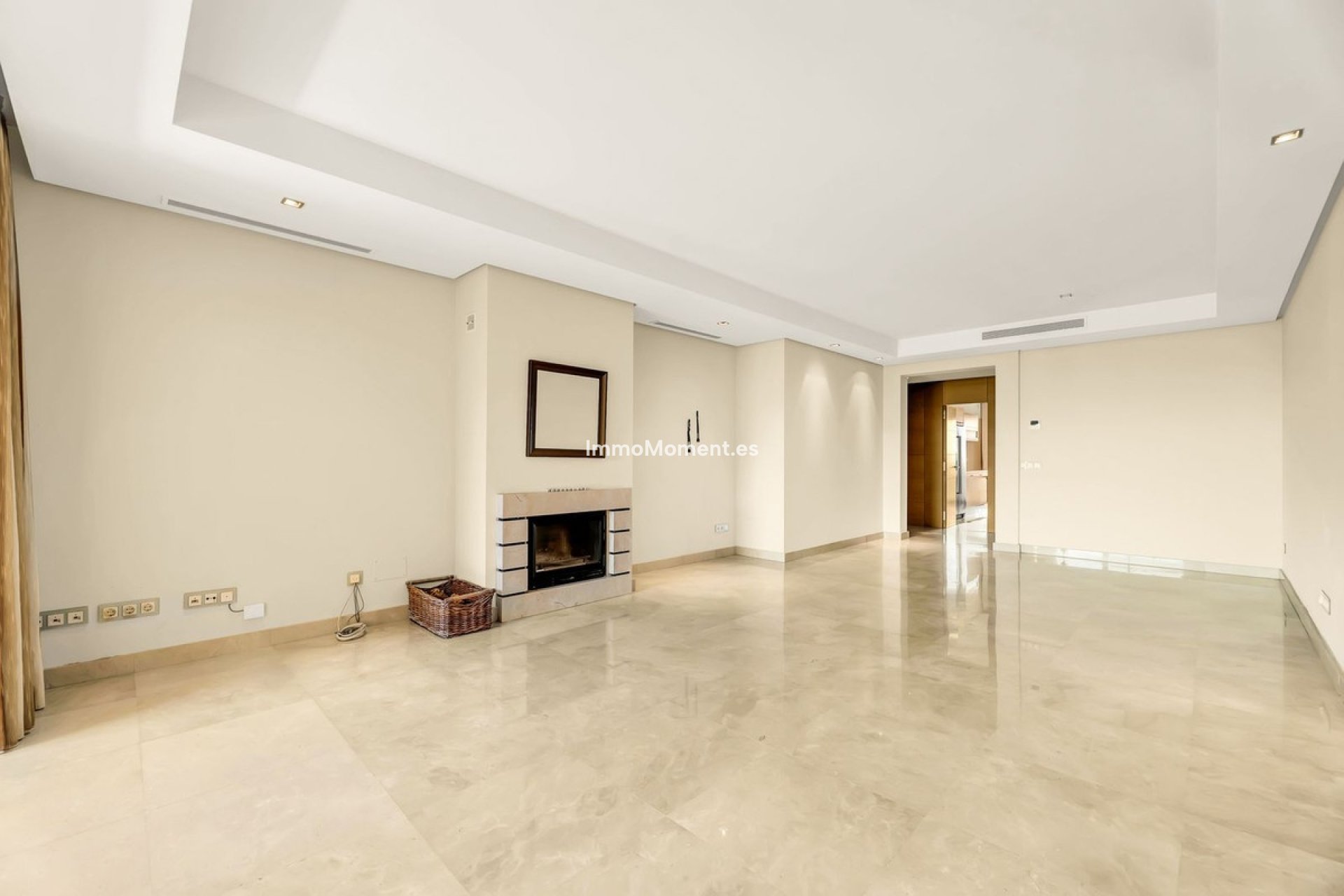 Resale - Apartment - Benahavís - La Quinta