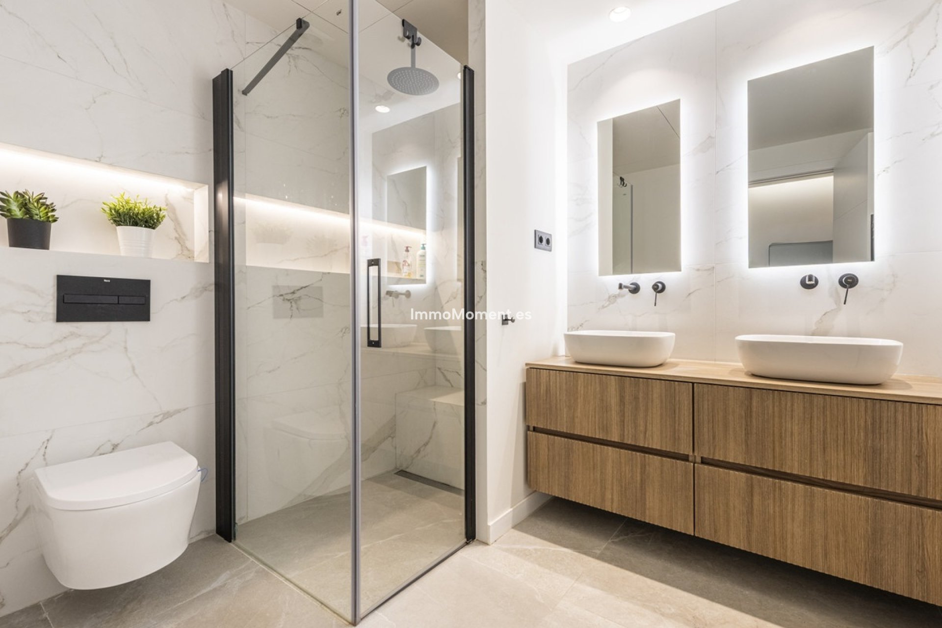 Resale - Apartment - Benahavís - La Quinta