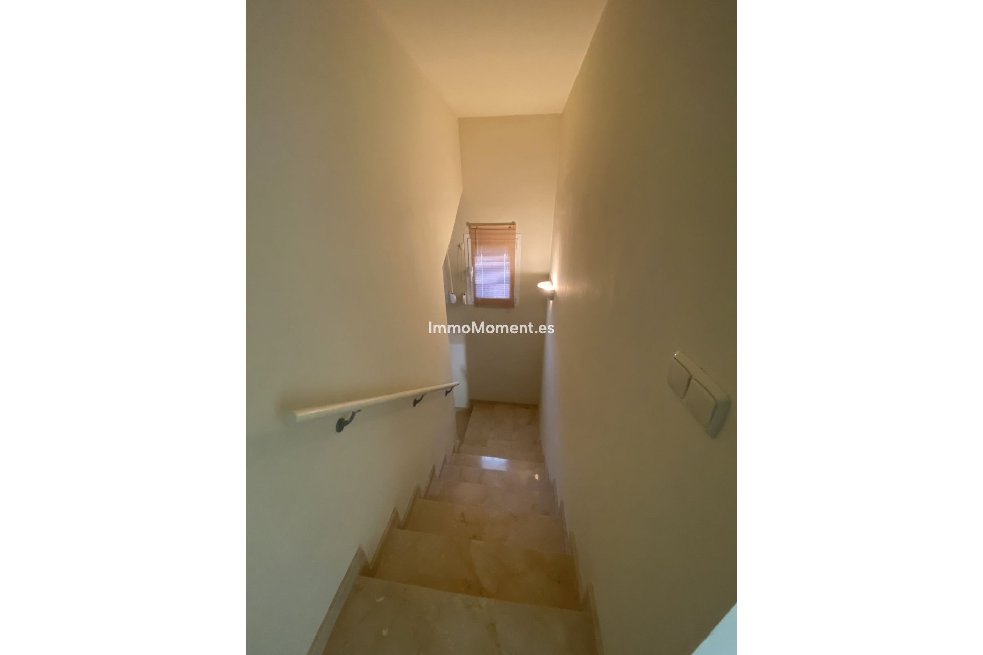 Resale - Apartment - Benahavís - La Quinta