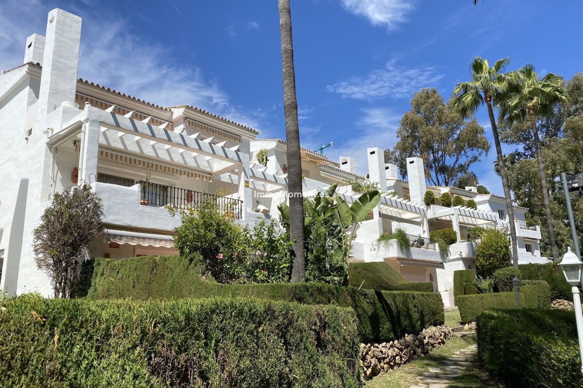 Resale - Apartment - Benahavís - La Quinta