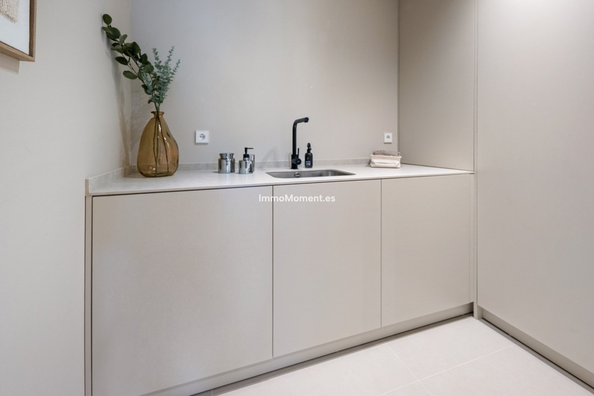 Resale - Apartment - Benahavís - La Quinta