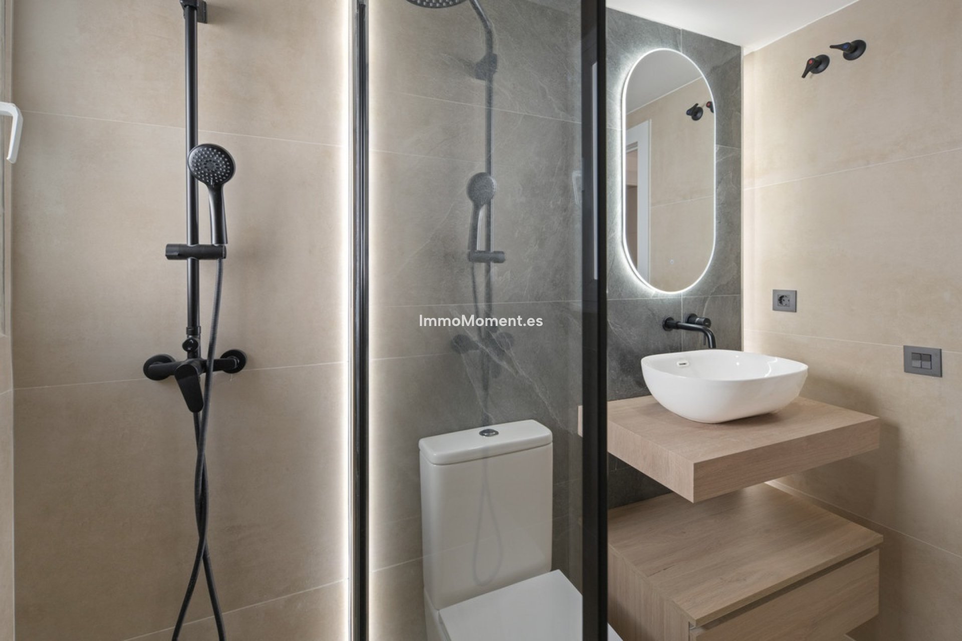 Resale - Apartment - Benahavís - La Quinta