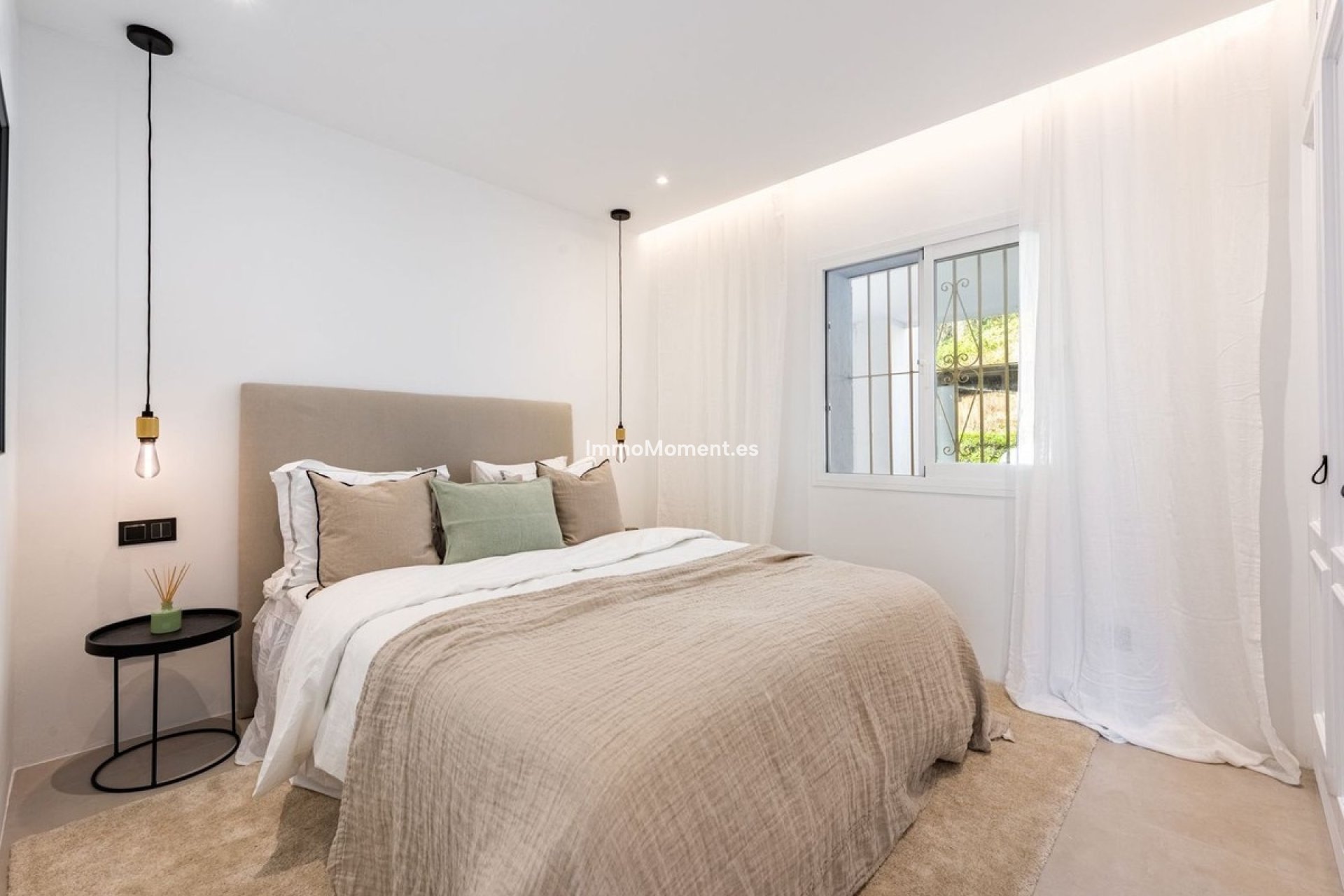 Resale - Apartment - Benahavís - La Quinta
