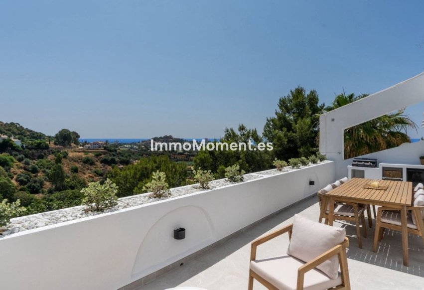 Resale - Apartment - Benahavís - La Quinta