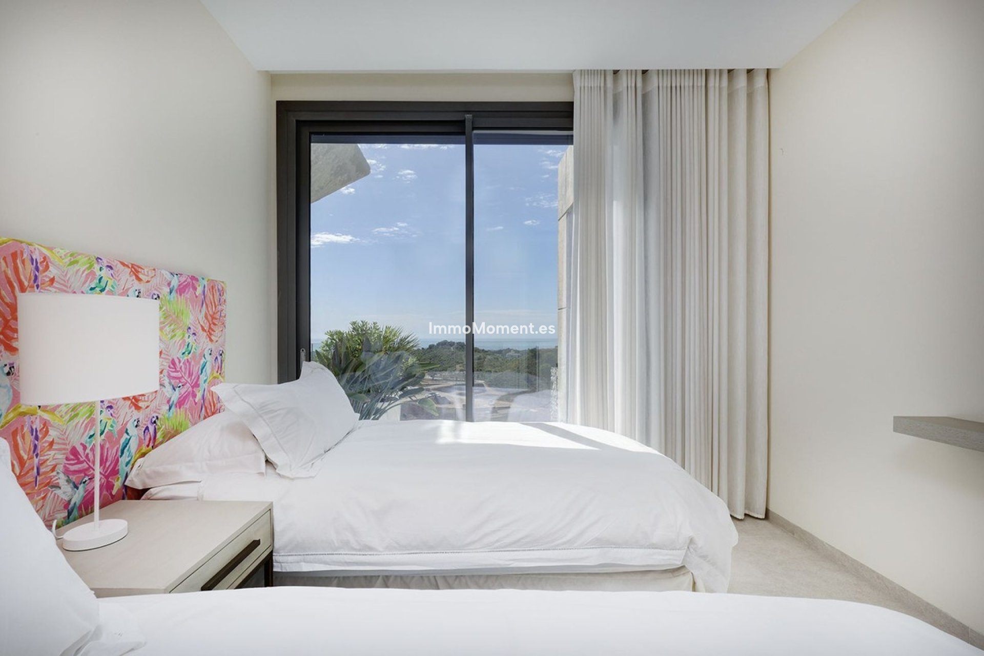 Resale - Apartment - Benahavís - La Quinta