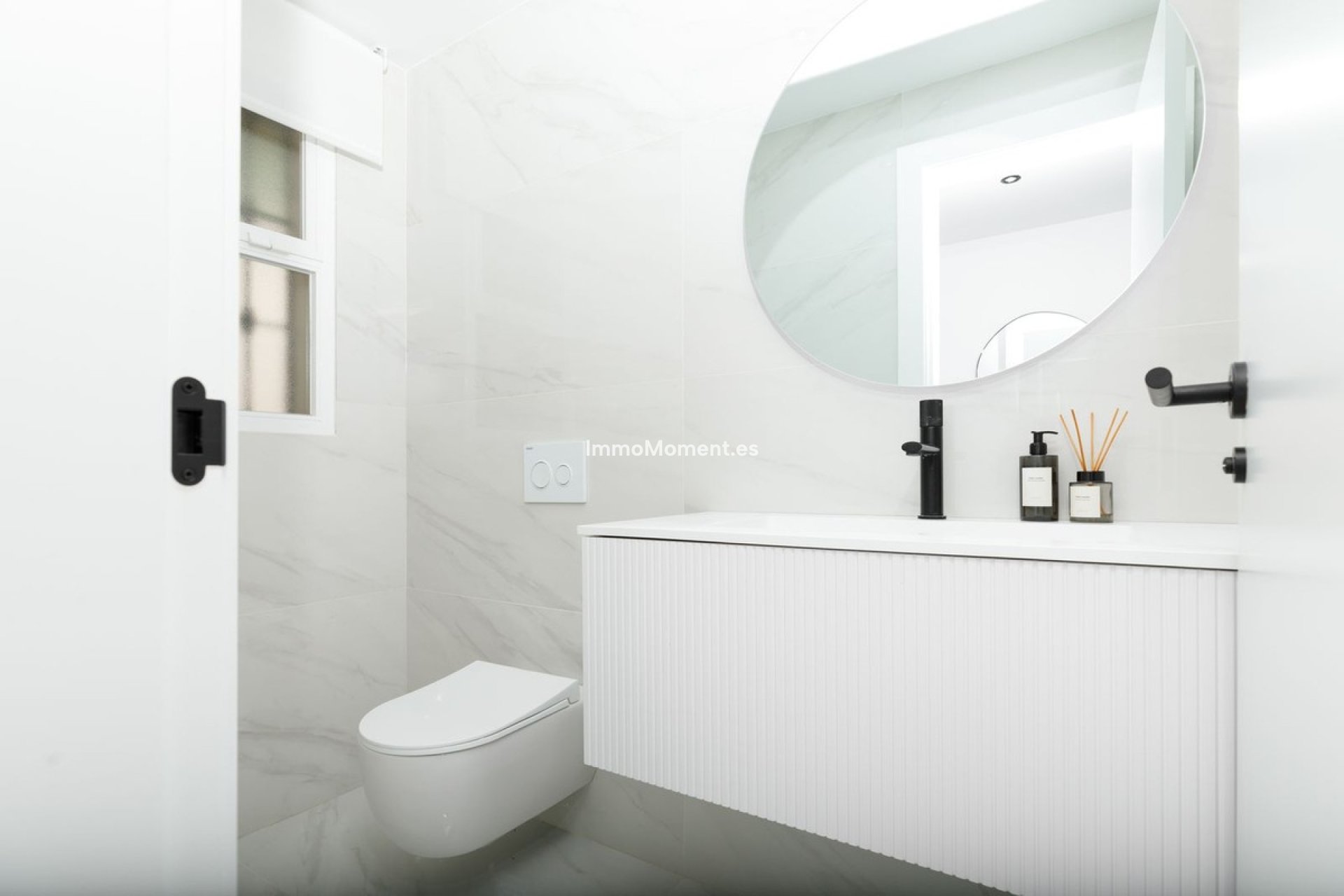Resale - Apartment - Benahavís - La Quinta