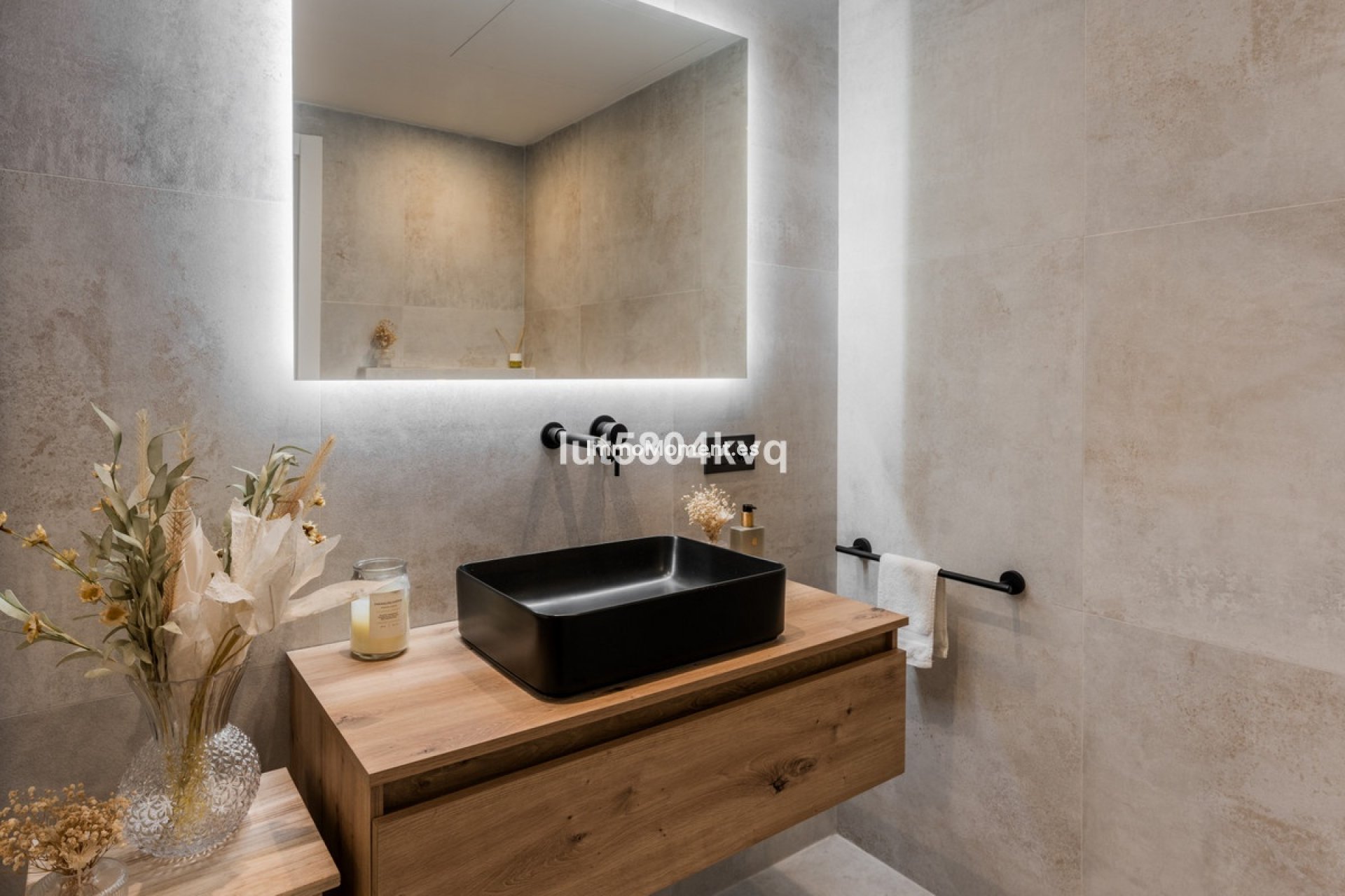 Resale - Apartment - Benahavís - La Quinta