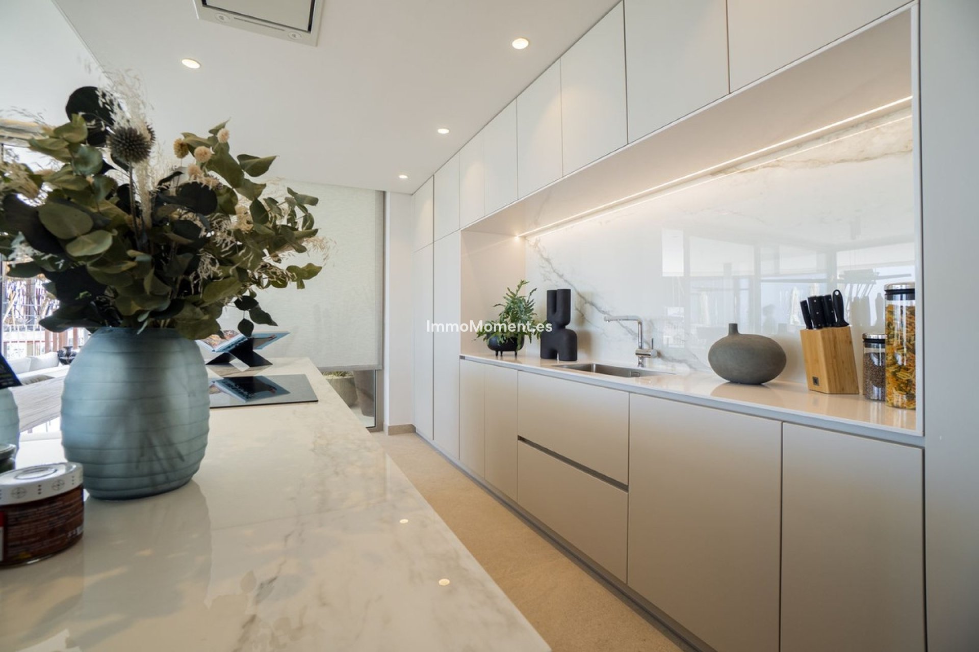 Resale - Apartment - Benahavís - La Quinta