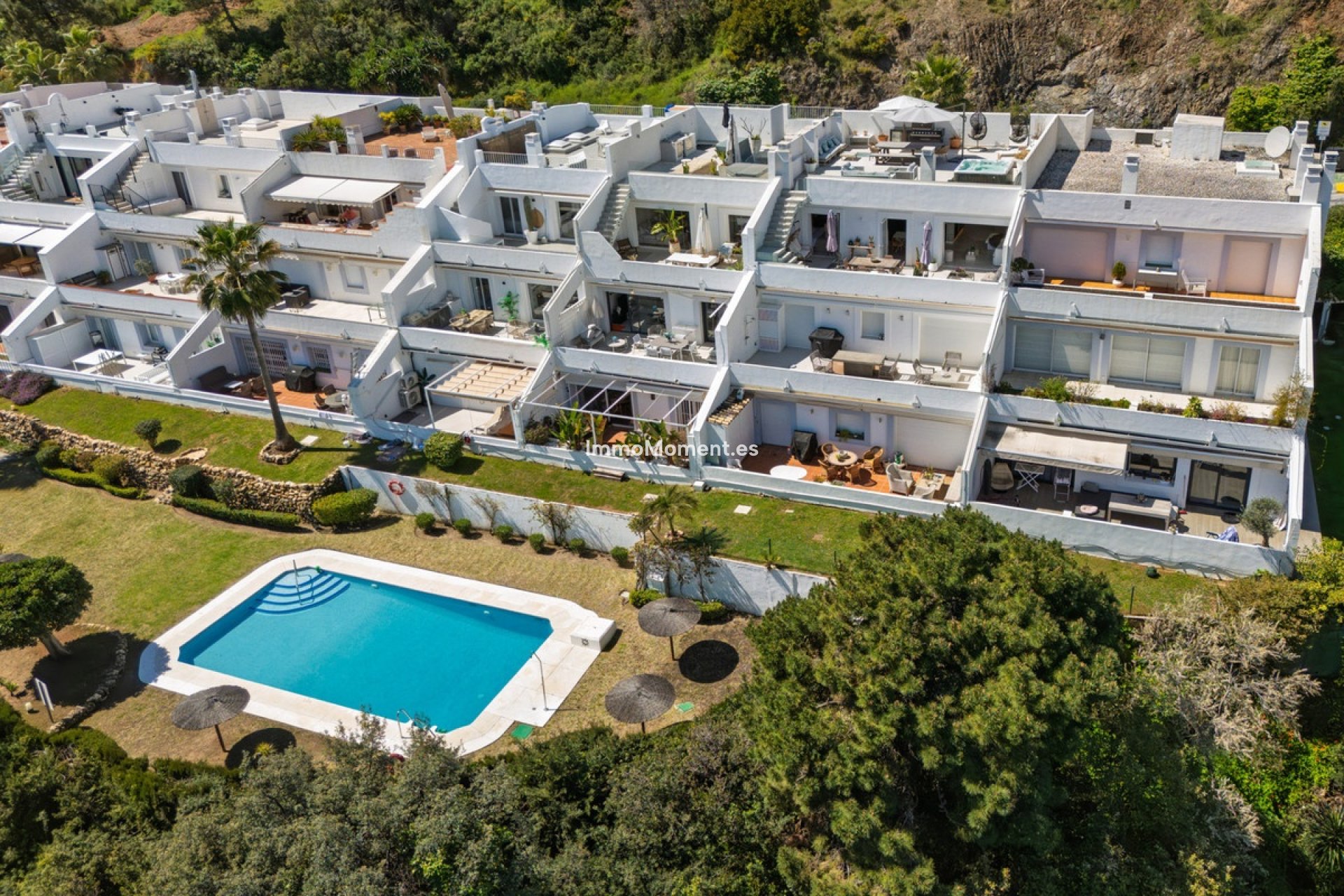 Resale - Apartment - Benahavís - La Quinta