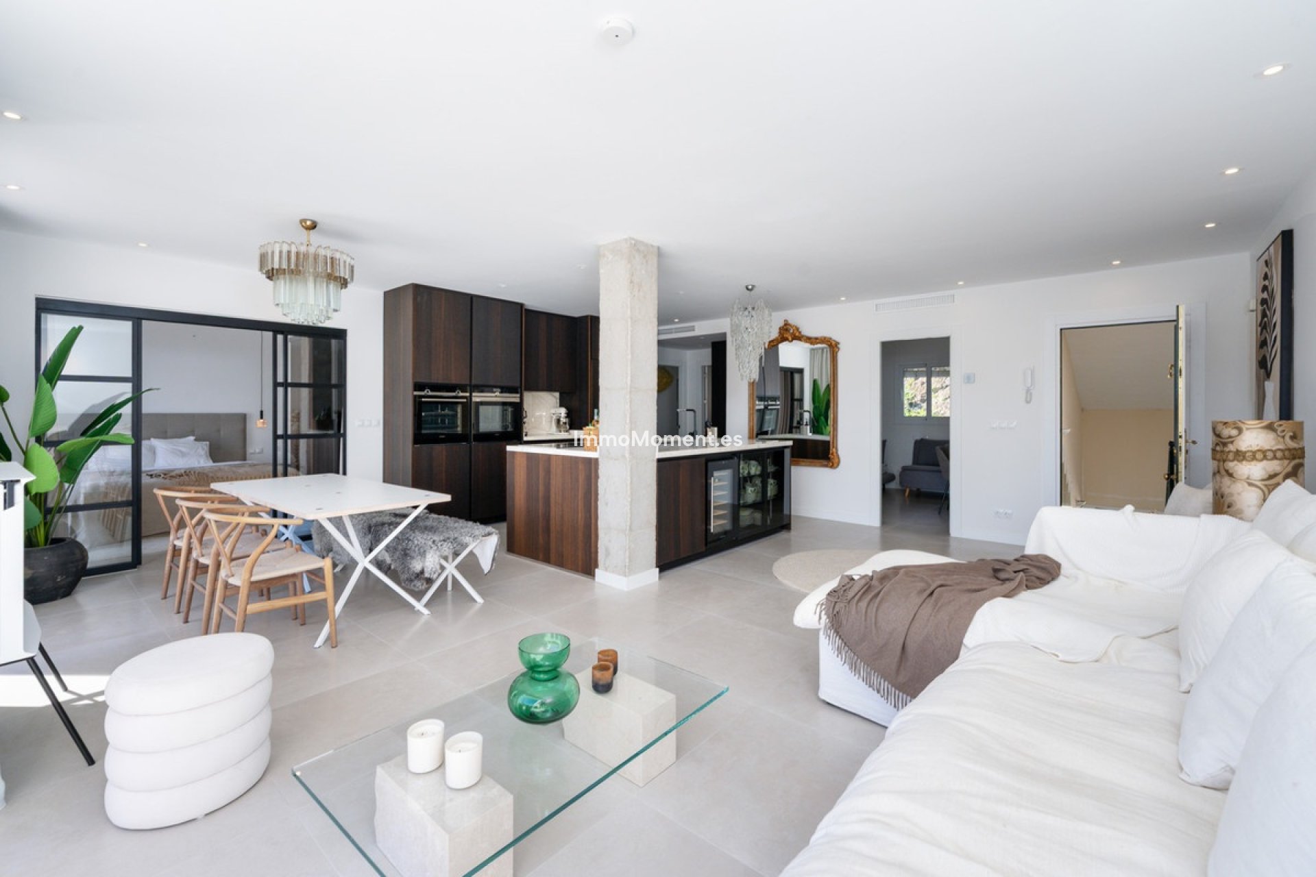 Resale - Apartment - Benahavís - La Quinta