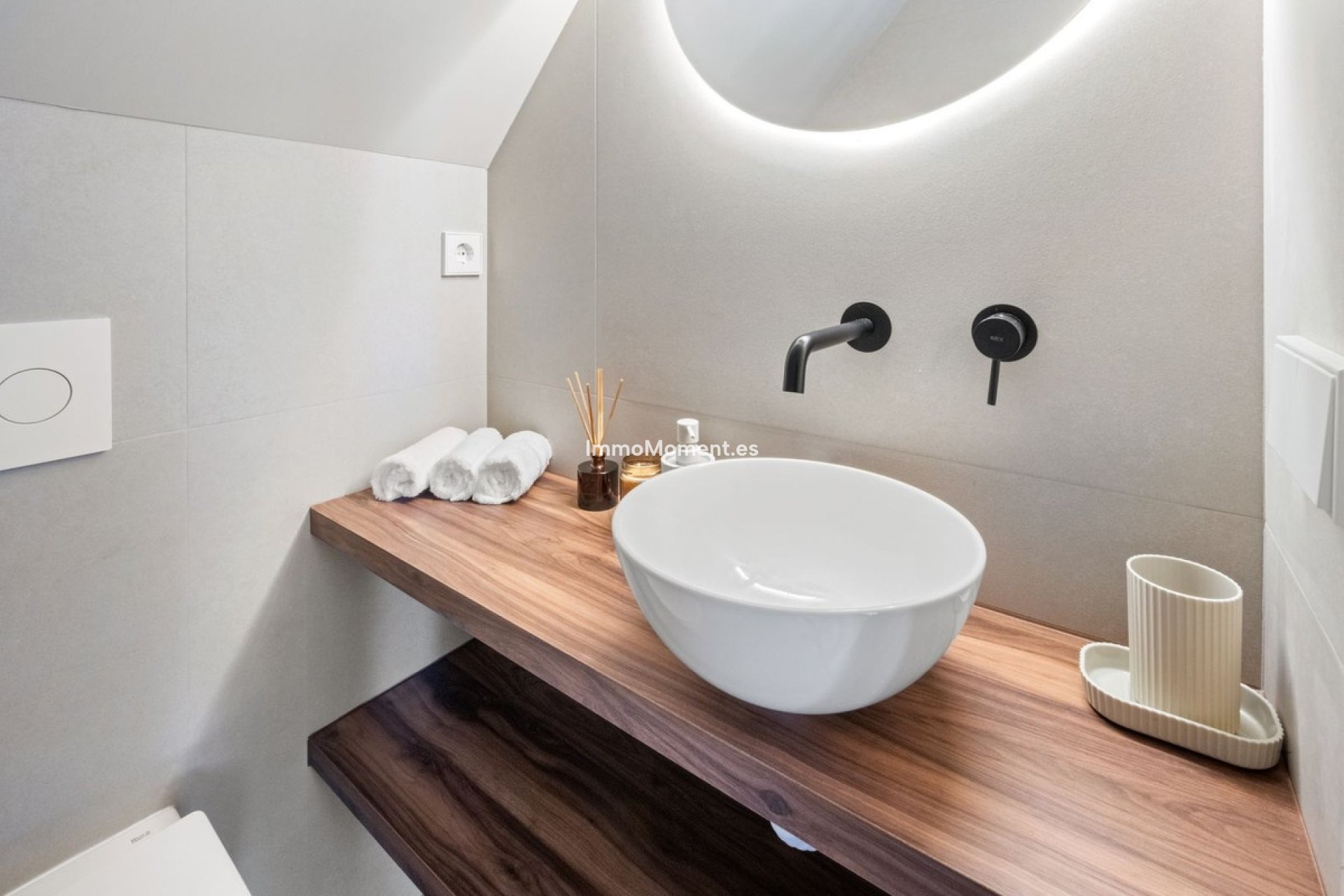 Resale - Apartment - Benahavís - La Quinta