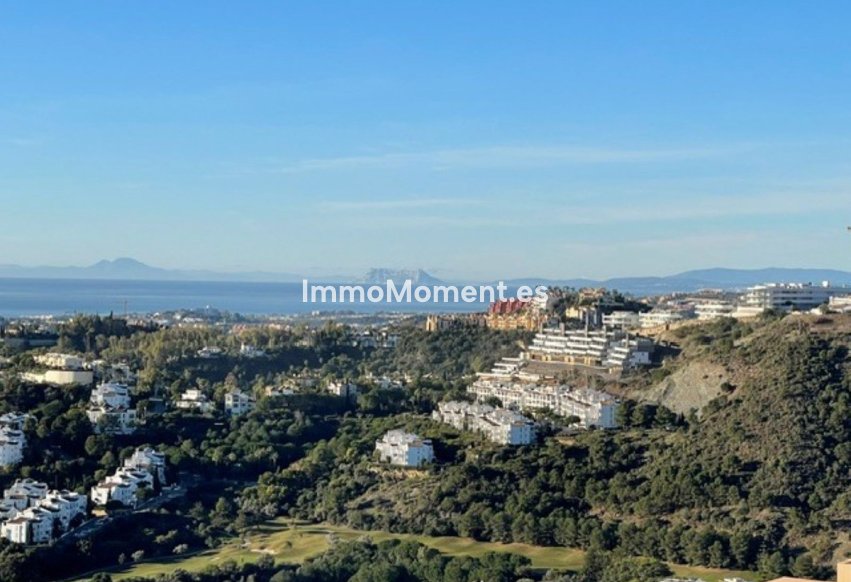 Resale - Apartment - Benahavís - La Quinta