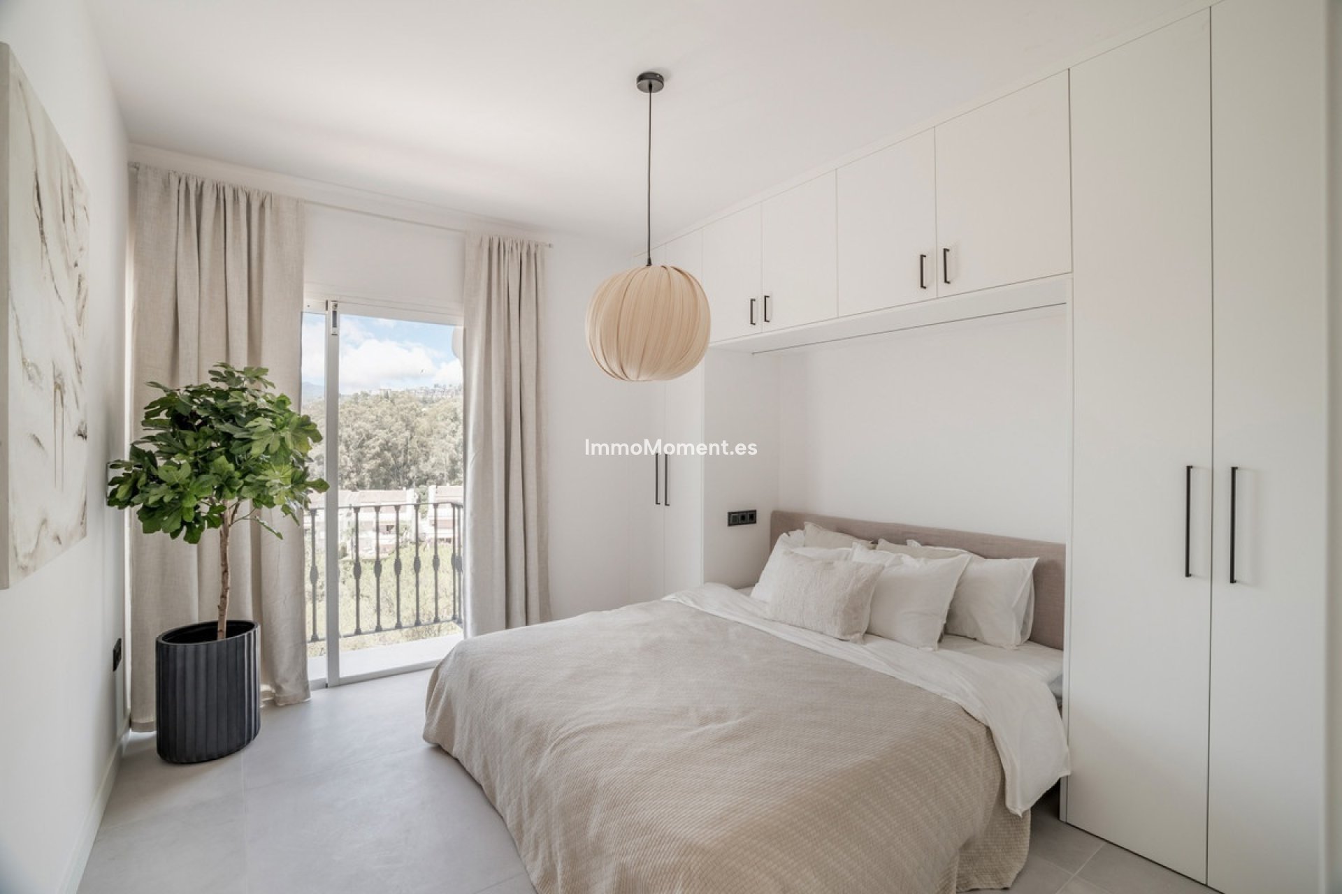 Resale - Apartment - Benahavís - La Quinta