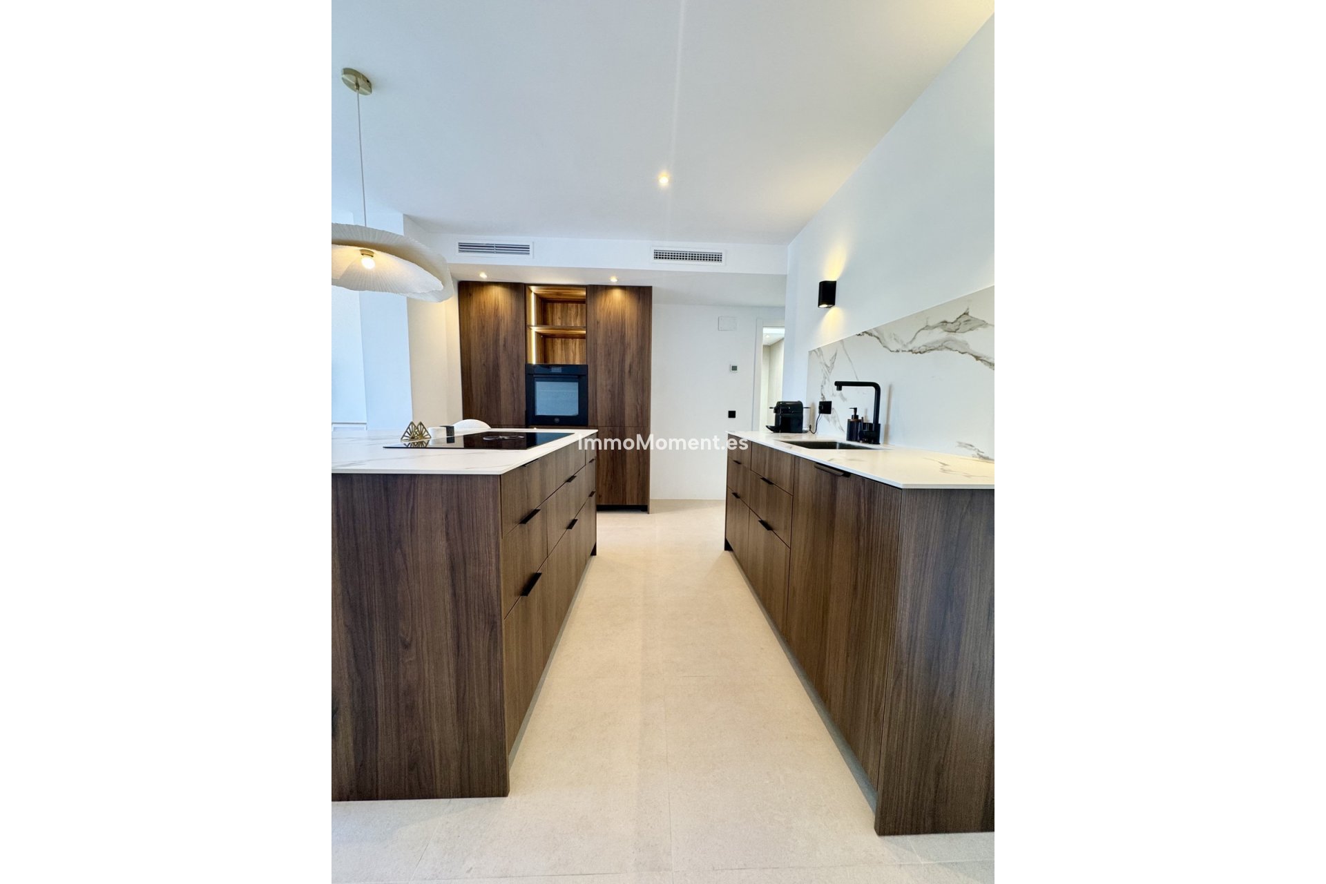 Resale - Apartment - Benahavís - La Quinta