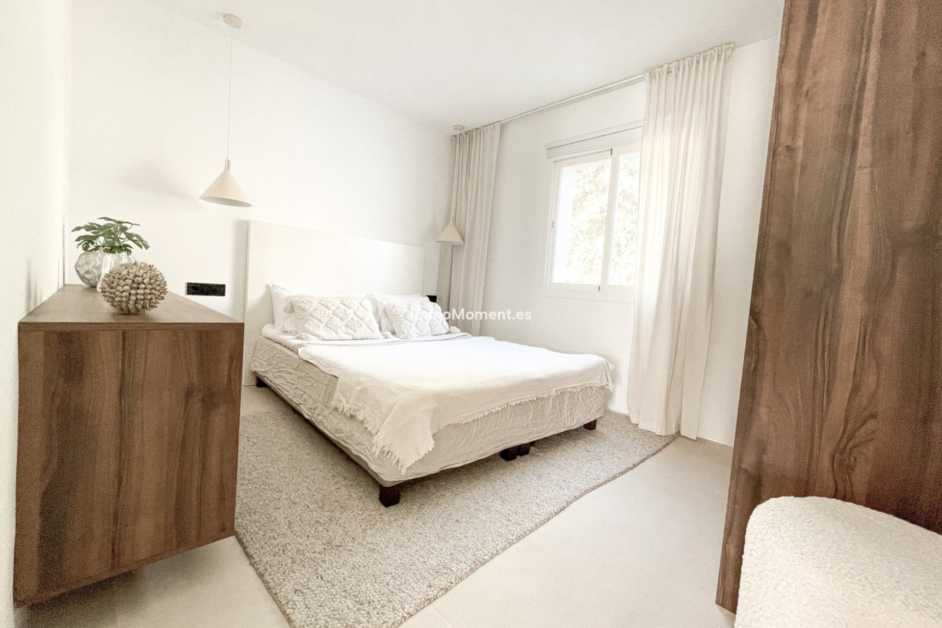 Resale - Apartment - Benahavís - La Quinta
