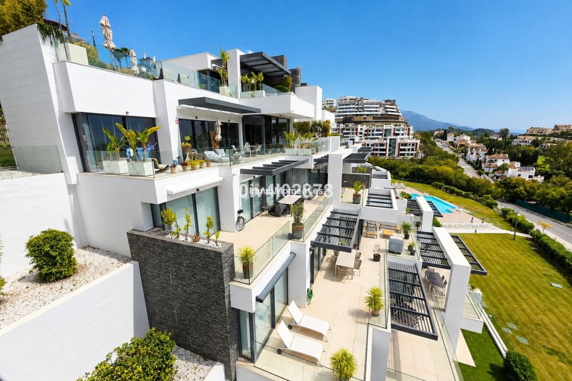 Resale - Apartment - Benahavís - La Quinta