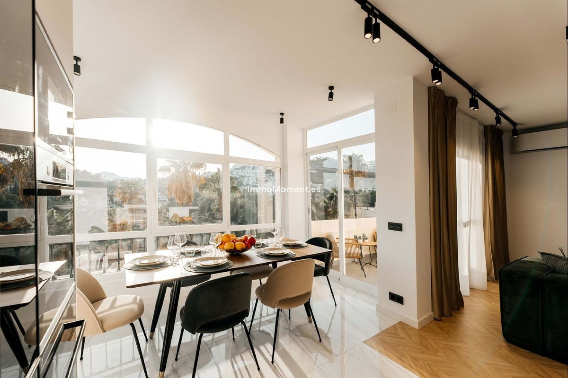 Resale - Apartment - Benahavís - La Quinta