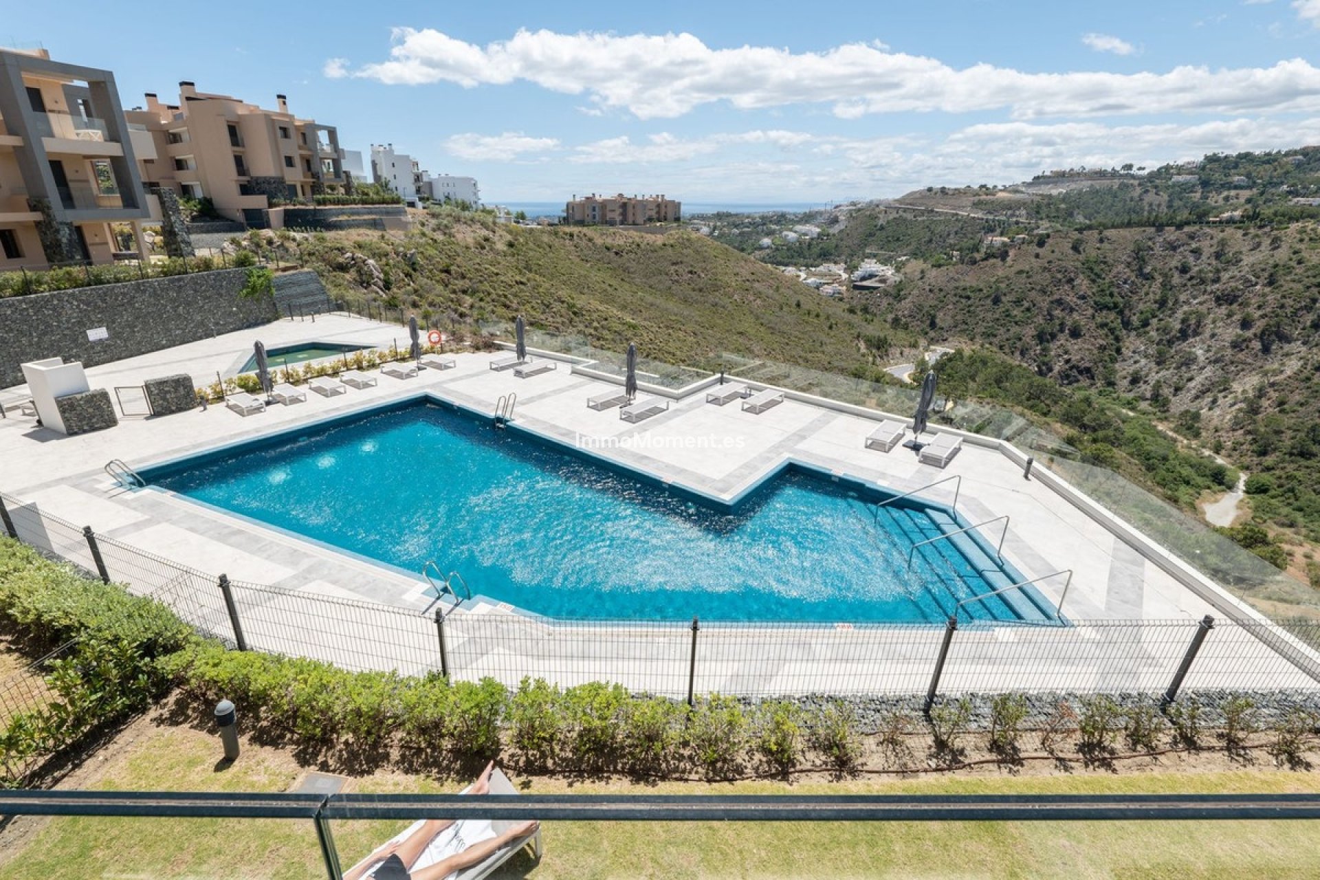Resale - Apartment - Benahavís - La Quinta