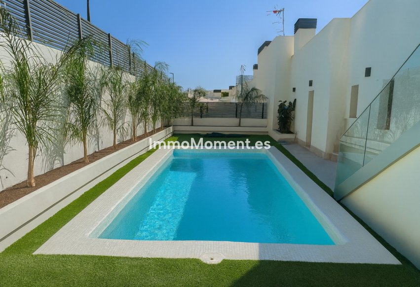Resale - Apartment - Benahavís - La Quinta