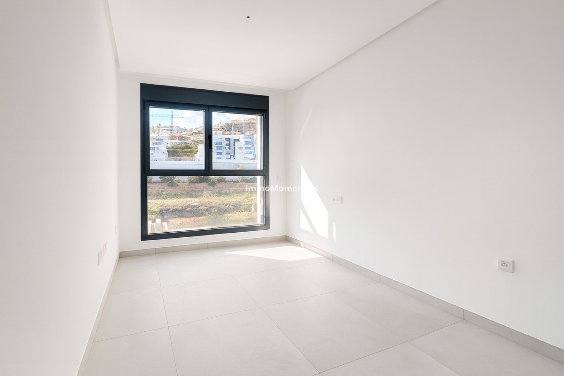Resale - Apartment - Benahavís - La Quinta