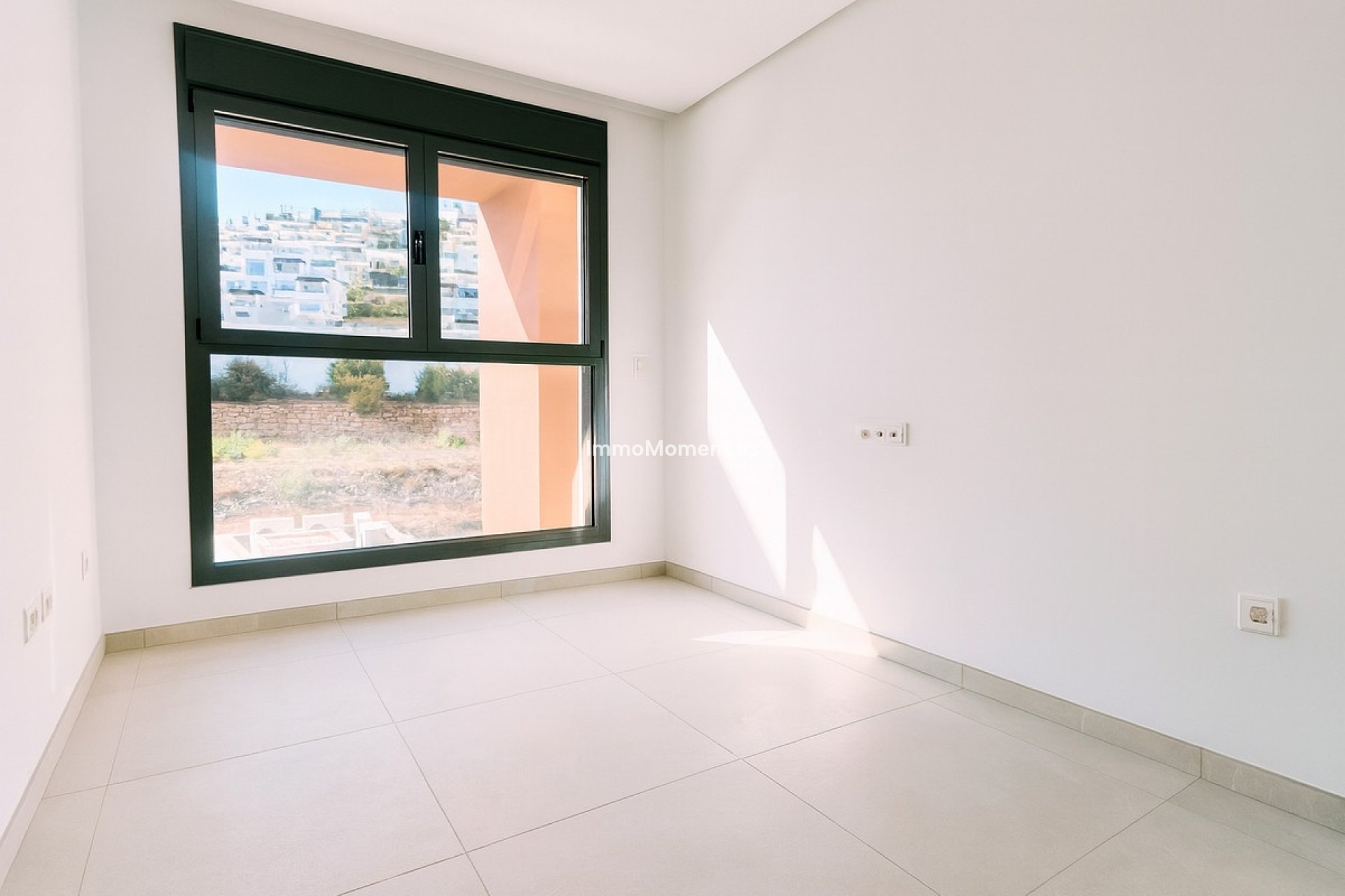 Resale - Apartment - Benahavís - La Quinta