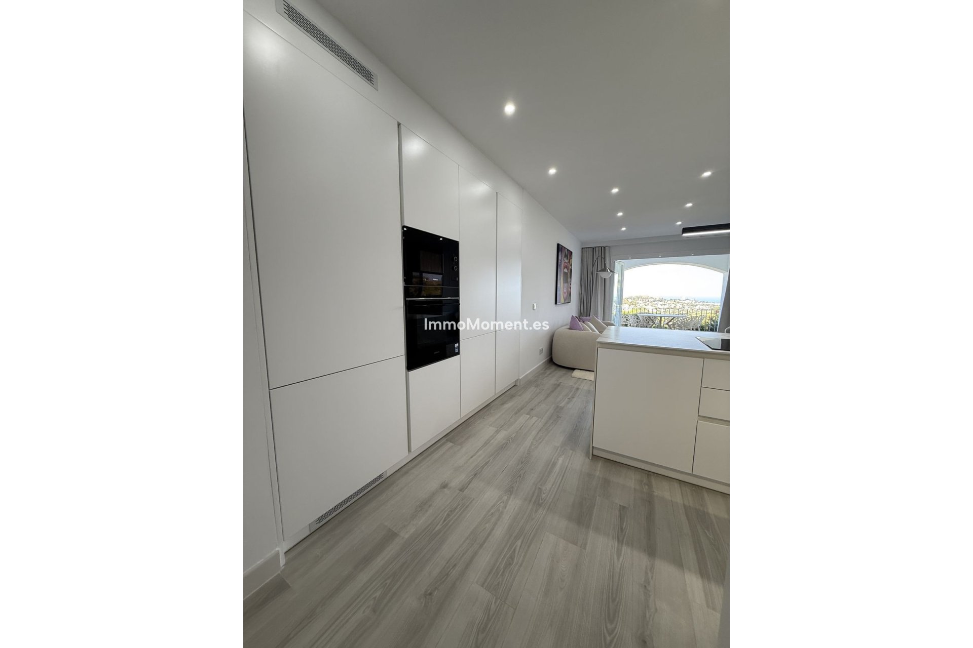 Resale - Apartment - Benahavís - La Quinta