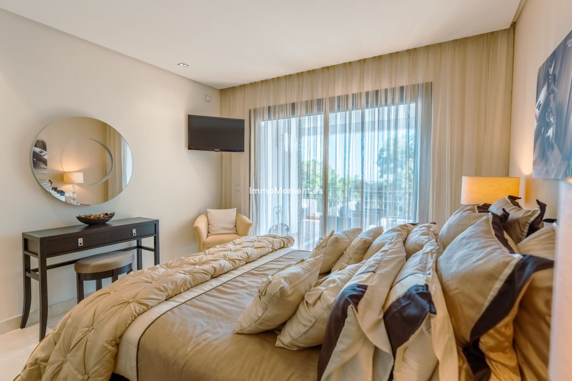 Resale - Apartment - Benahavís - La Quinta