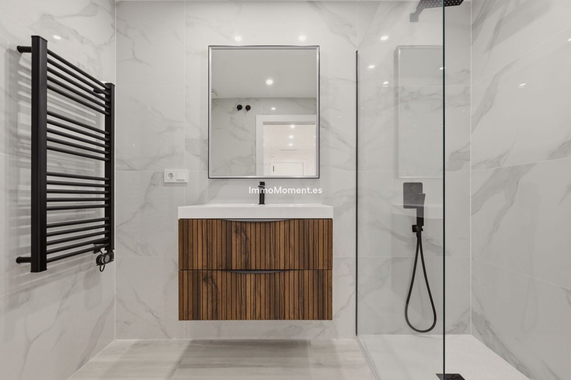 Resale - Apartment - Benahavís - La Quinta
