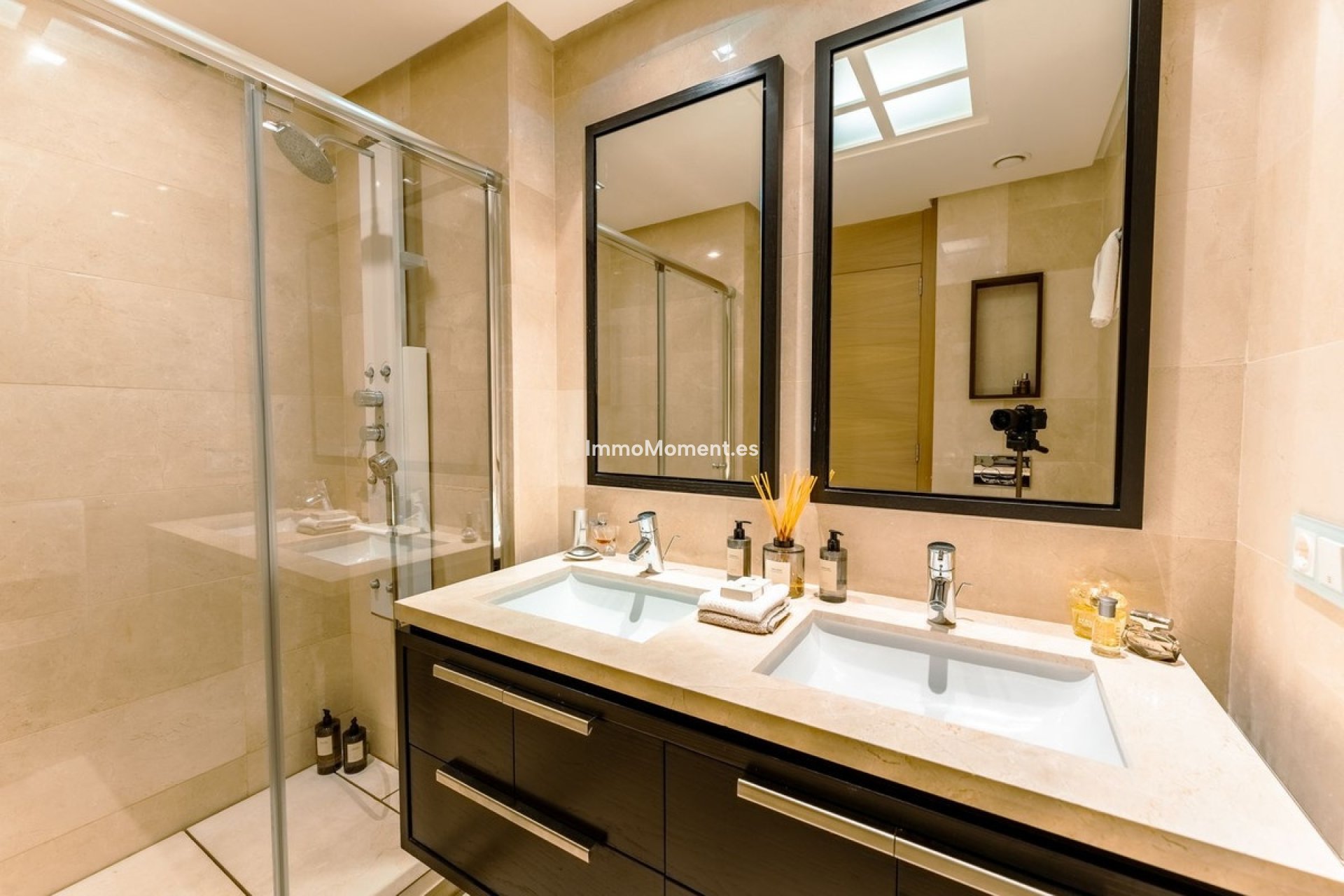 Resale - Apartment - Benahavís - La Quinta