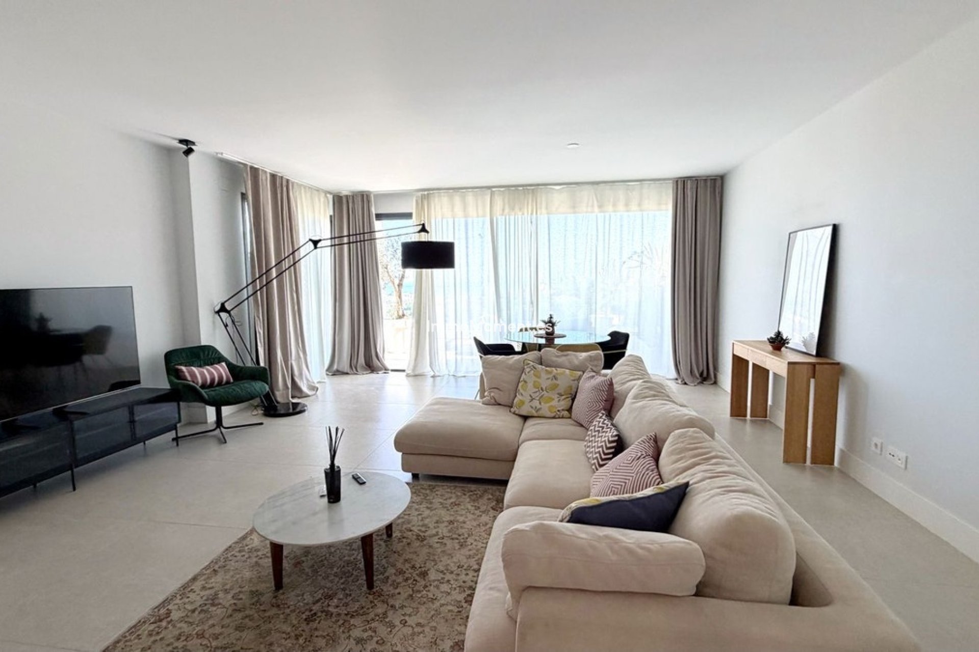 Resale - Apartment - Benahavís - La Quinta