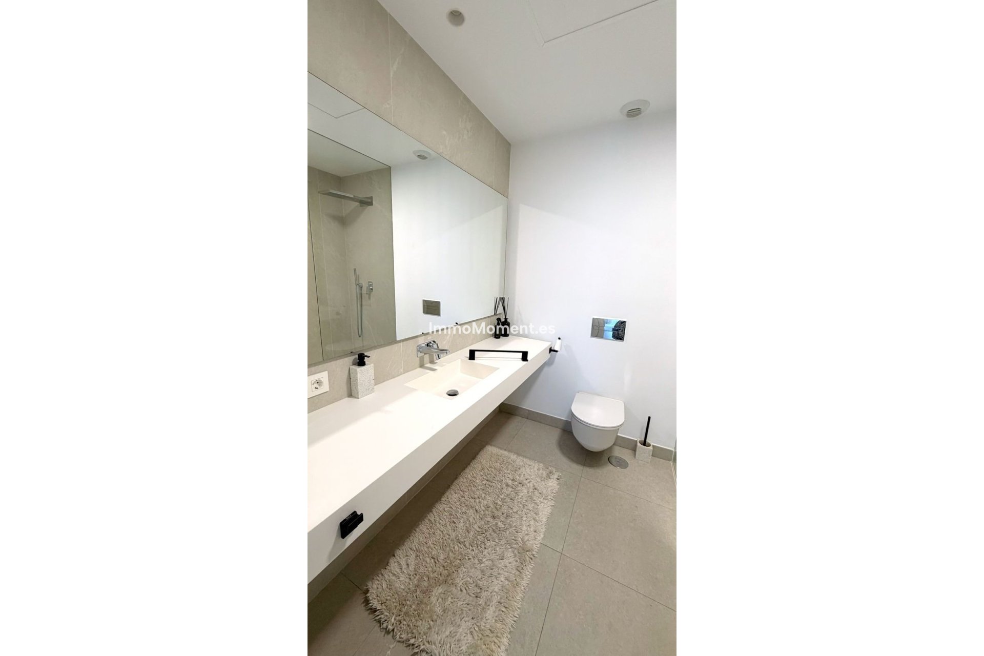 Resale - Apartment - Benahavís - La Quinta