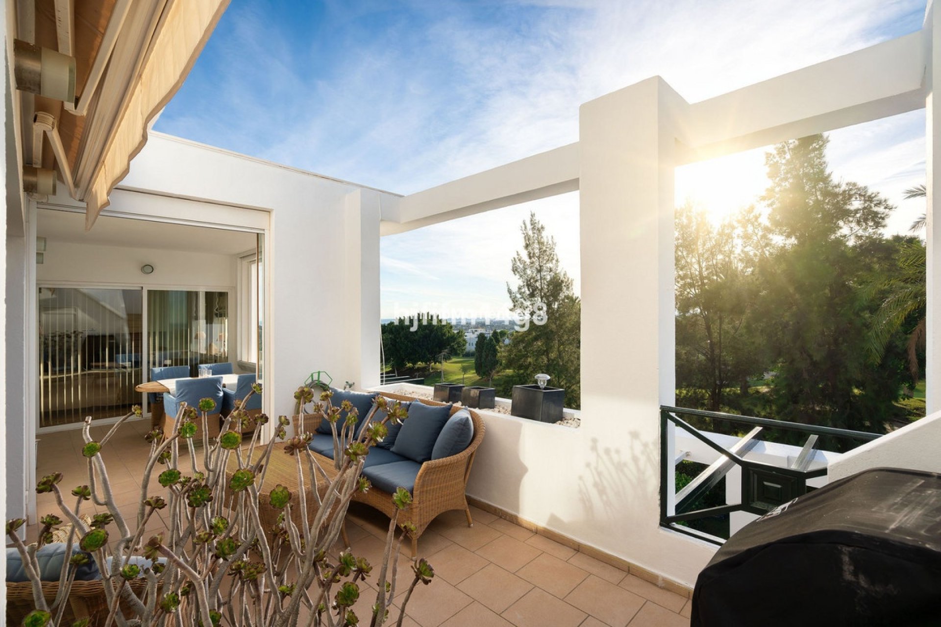 Resale - Apartment - Benahavís - La Quinta