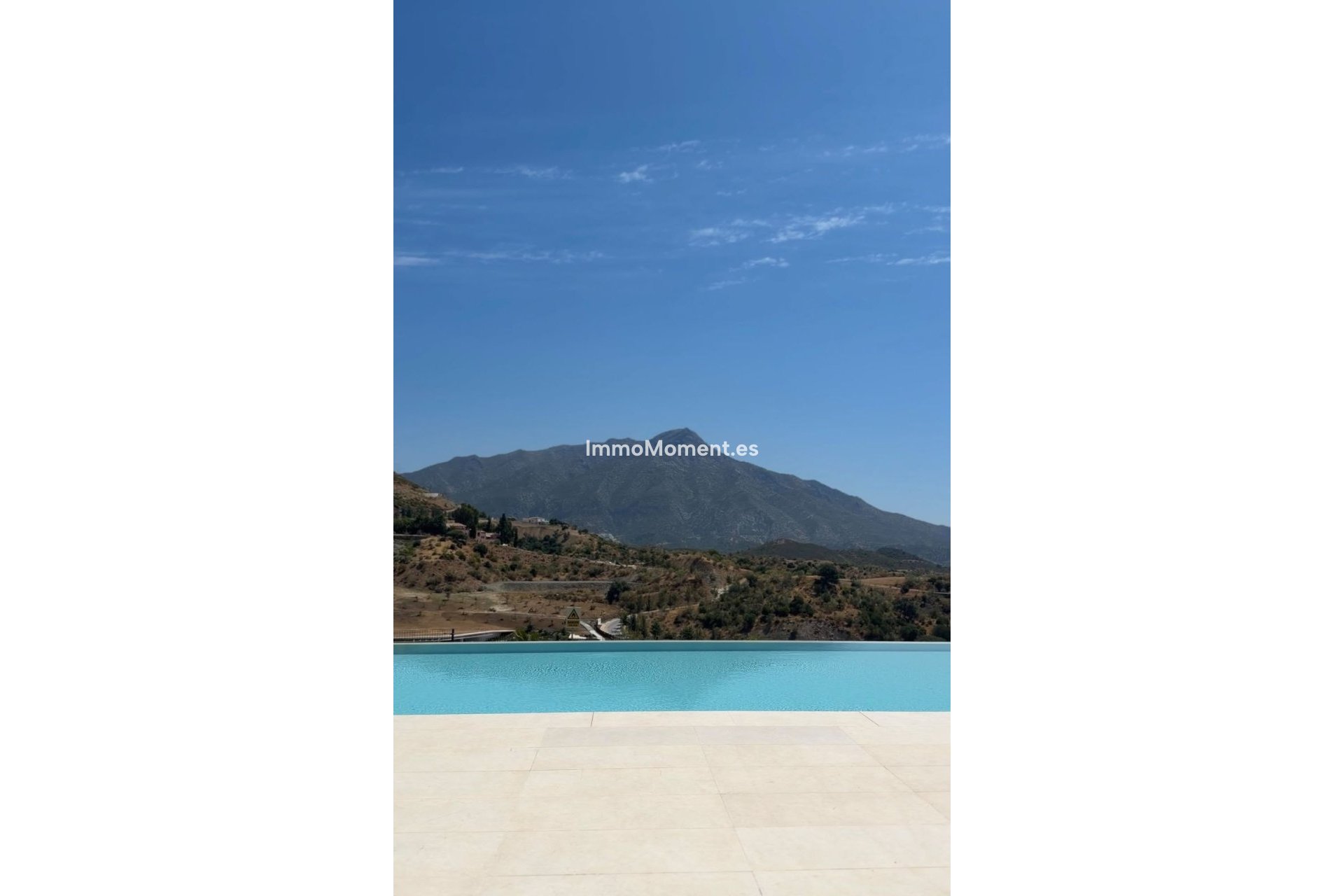 Resale - Apartment - Benahavís - La Quinta