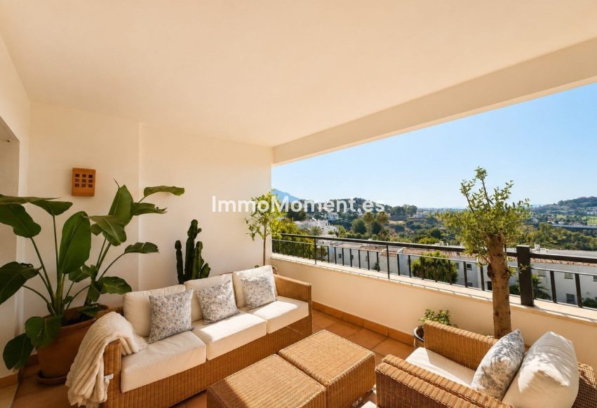 Resale - Apartment - Benahavís - La Quinta