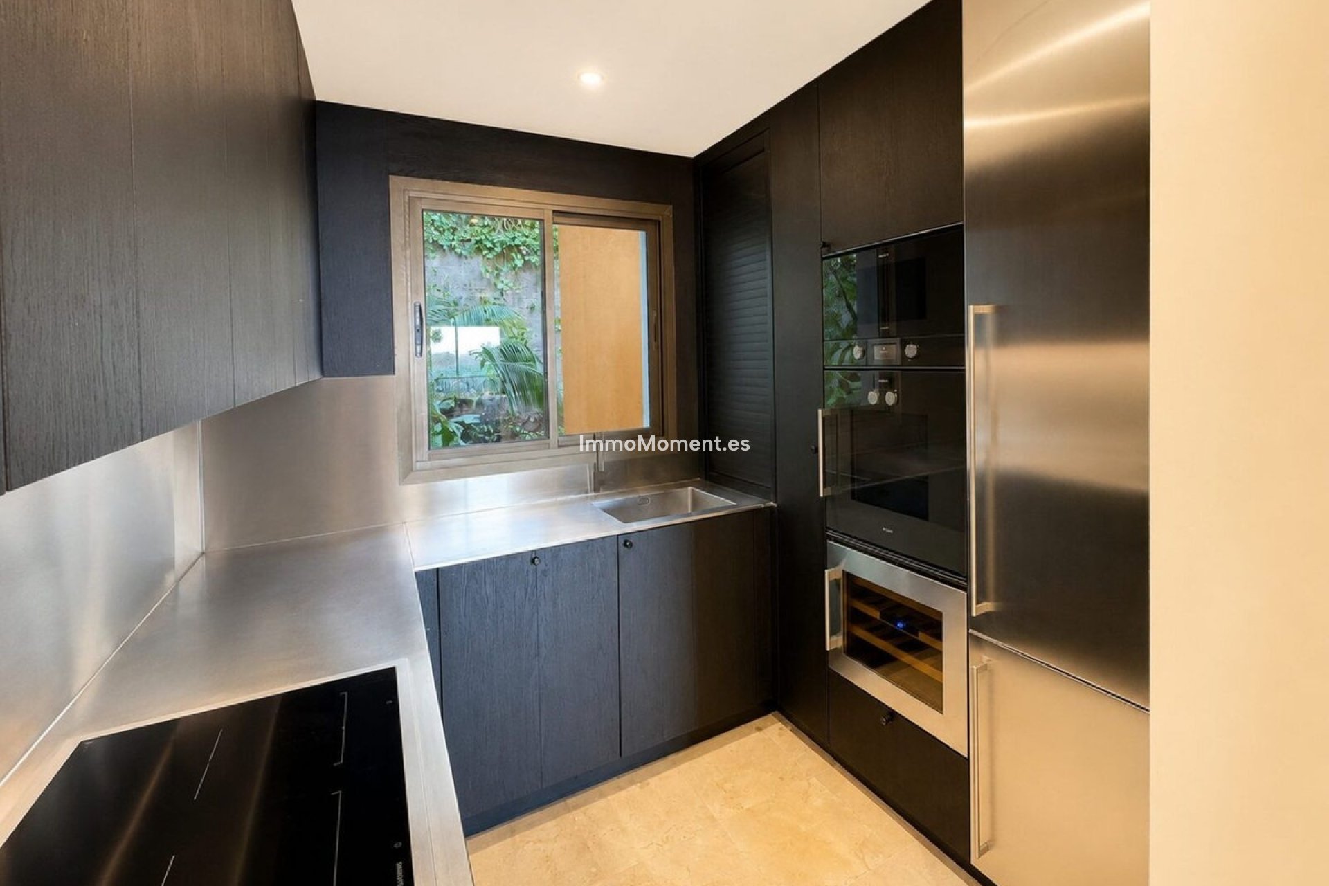 Resale - Apartment - Benahavís - La Quinta