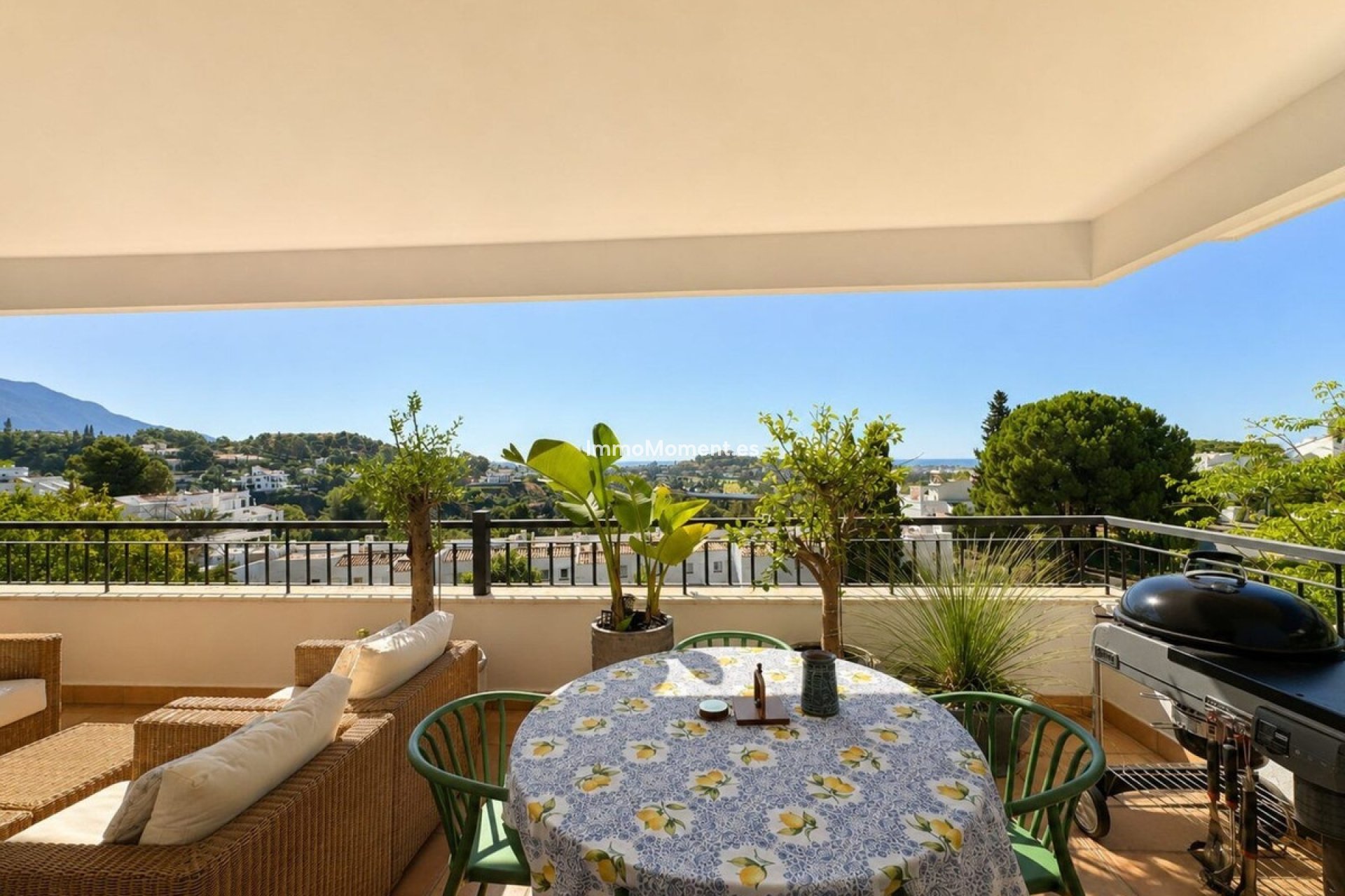 Resale - Apartment - Benahavís - La Quinta