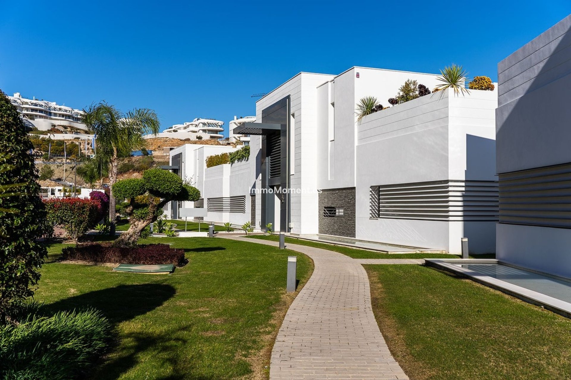 Resale - Apartment - Benahavís - La Quinta
