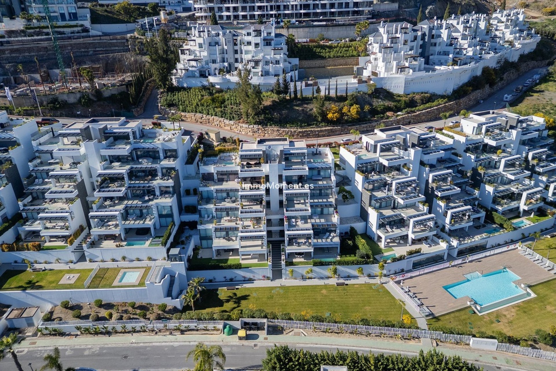 Resale - Apartment - Benahavís - La Quinta