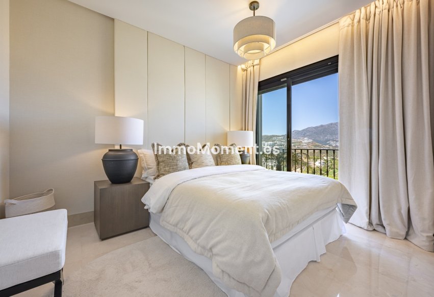 Resale - Apartment - Benahavís - La Quinta